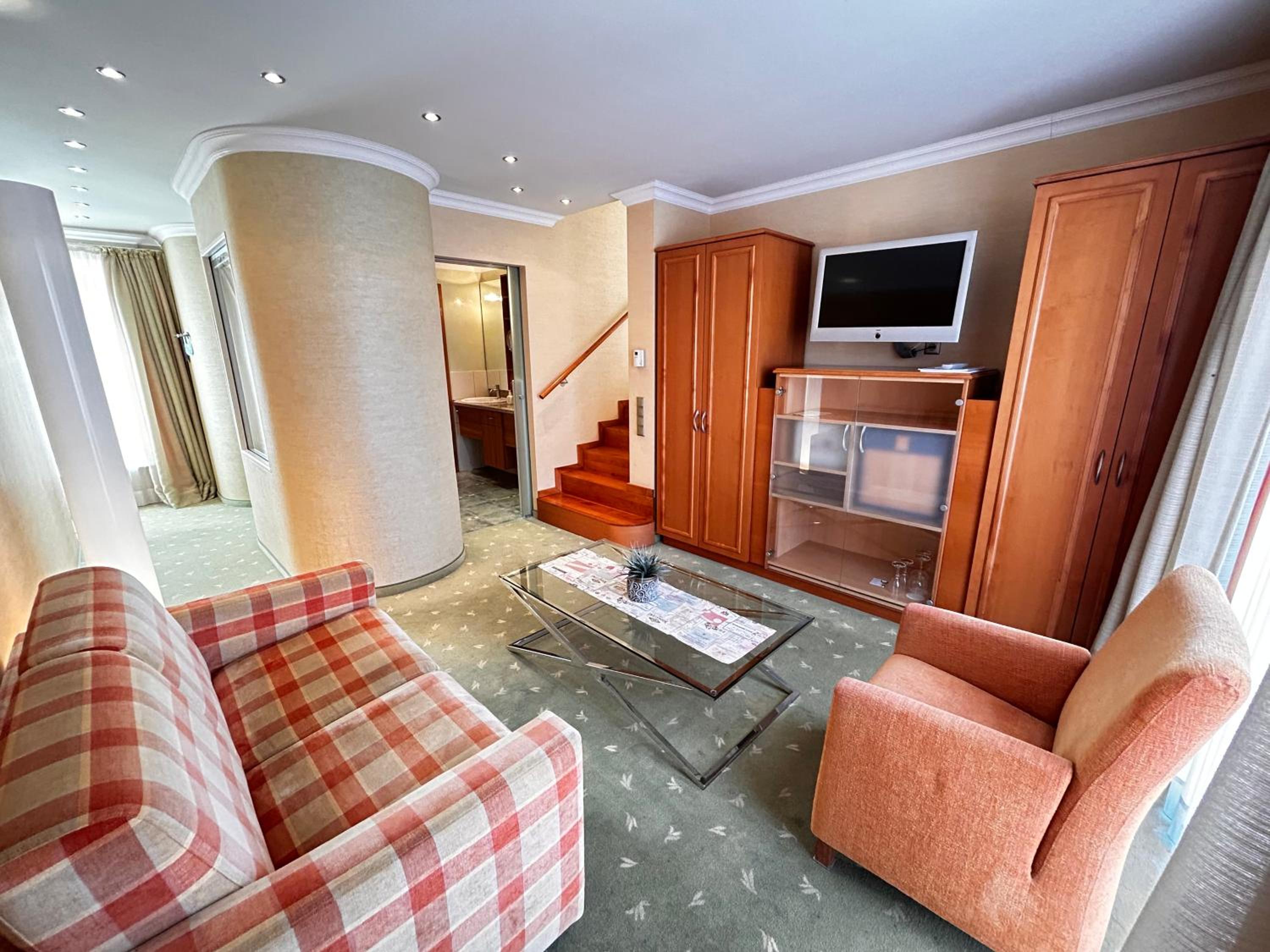 Suite photo 1