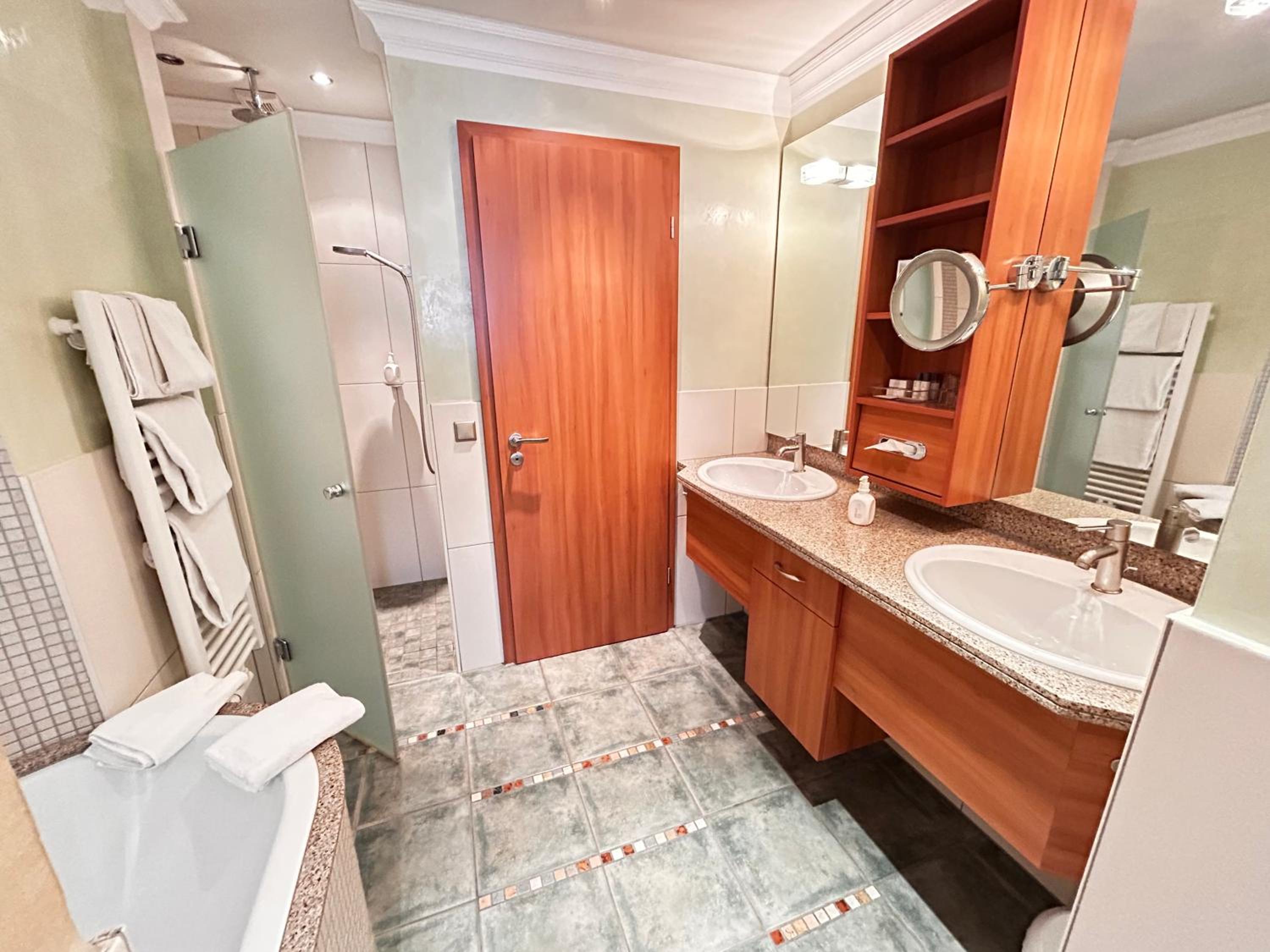 Suite photo 2