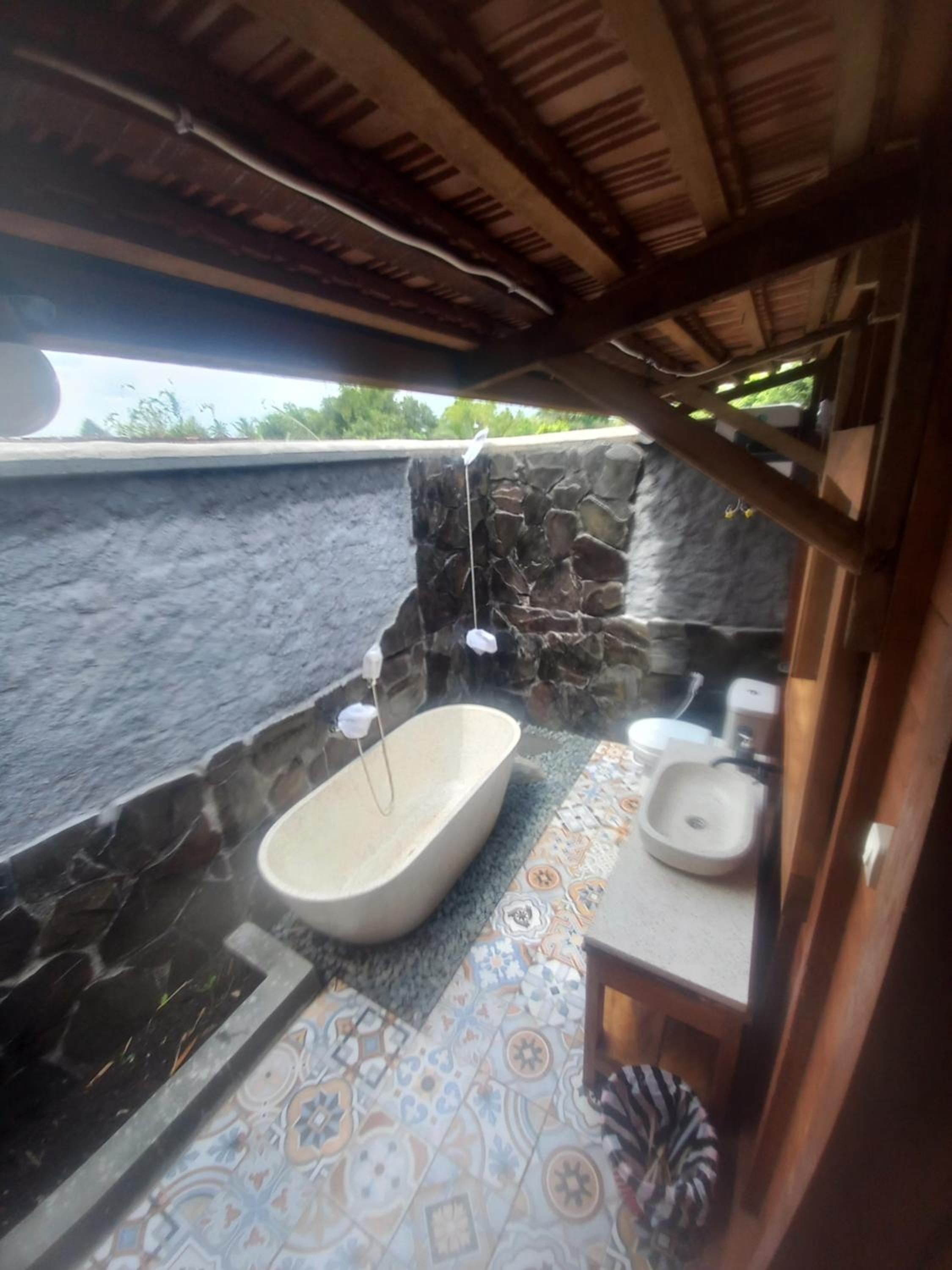 Villa photo 2
