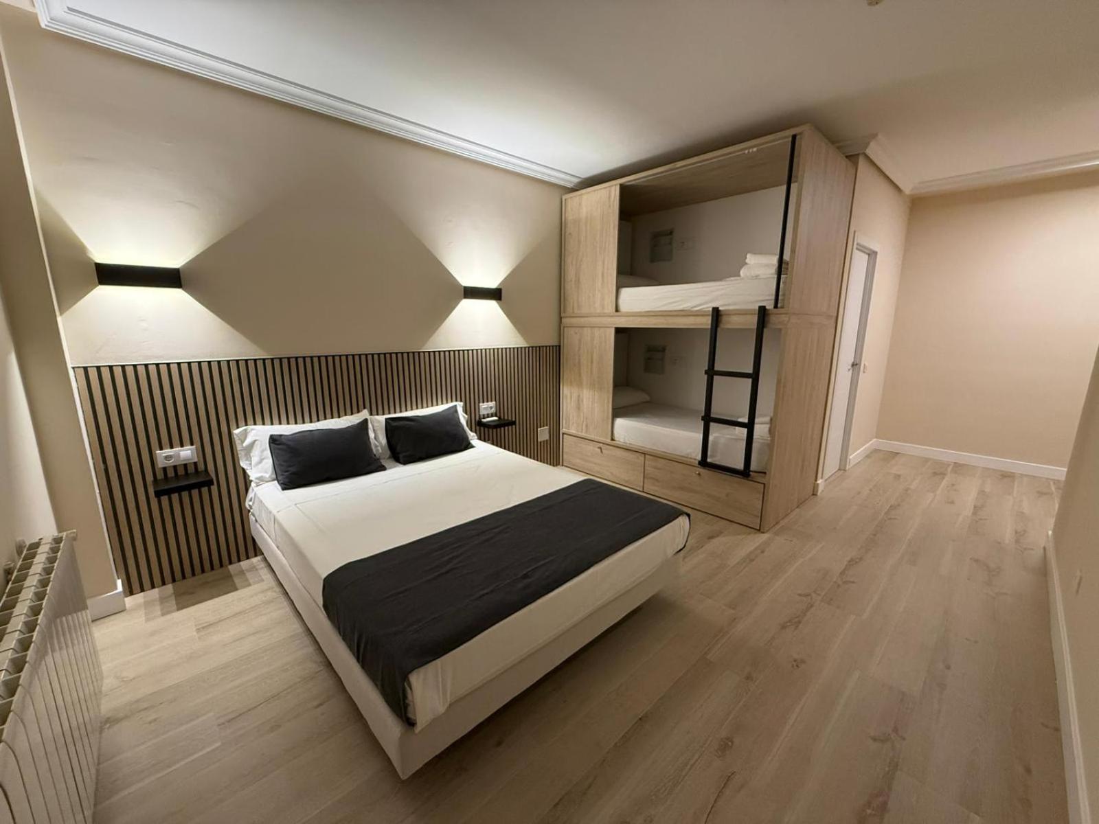 Quadruple Room with Private Bathroom and Free Shuttle