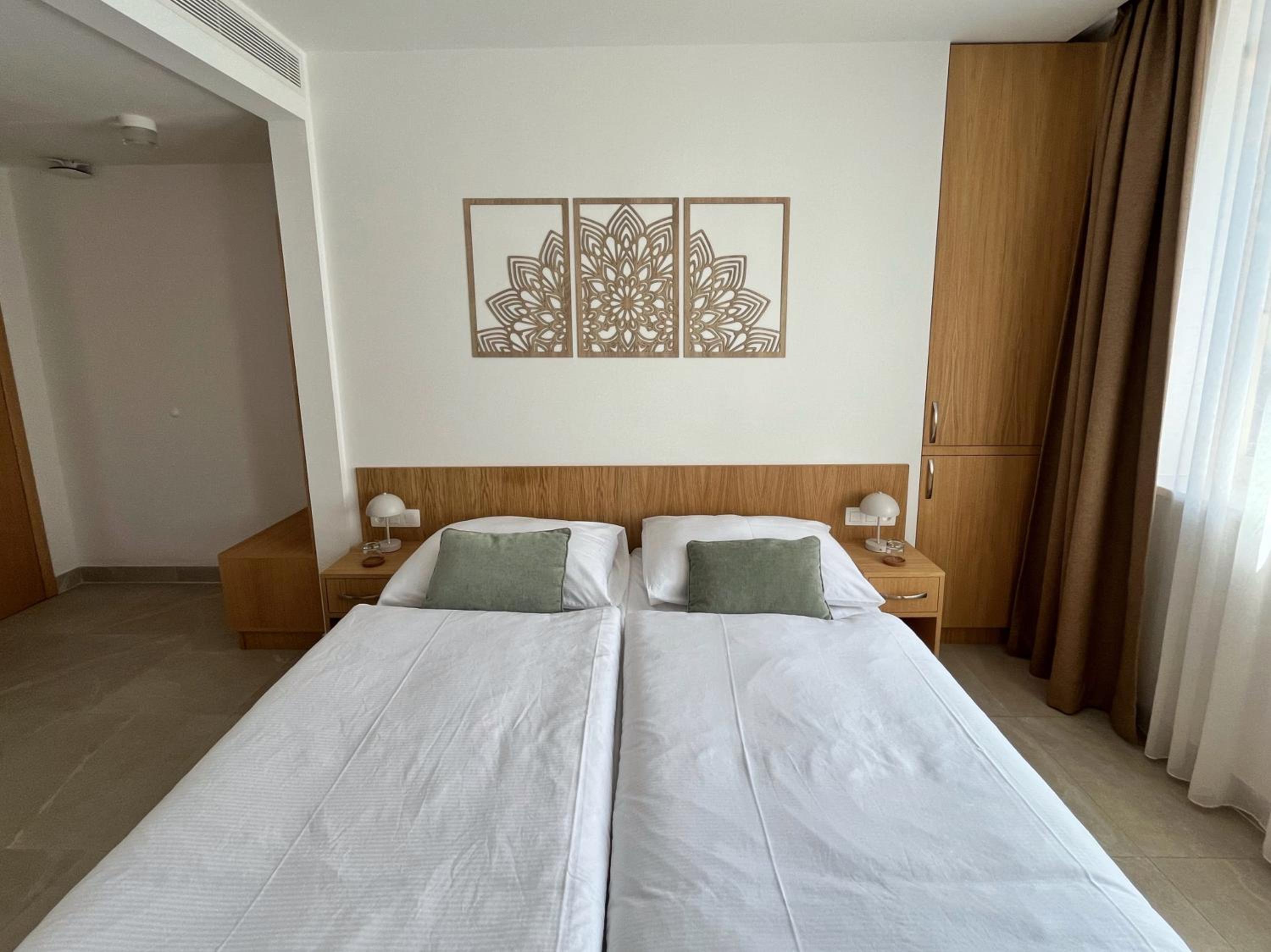 Suite Apartment - Photo 3