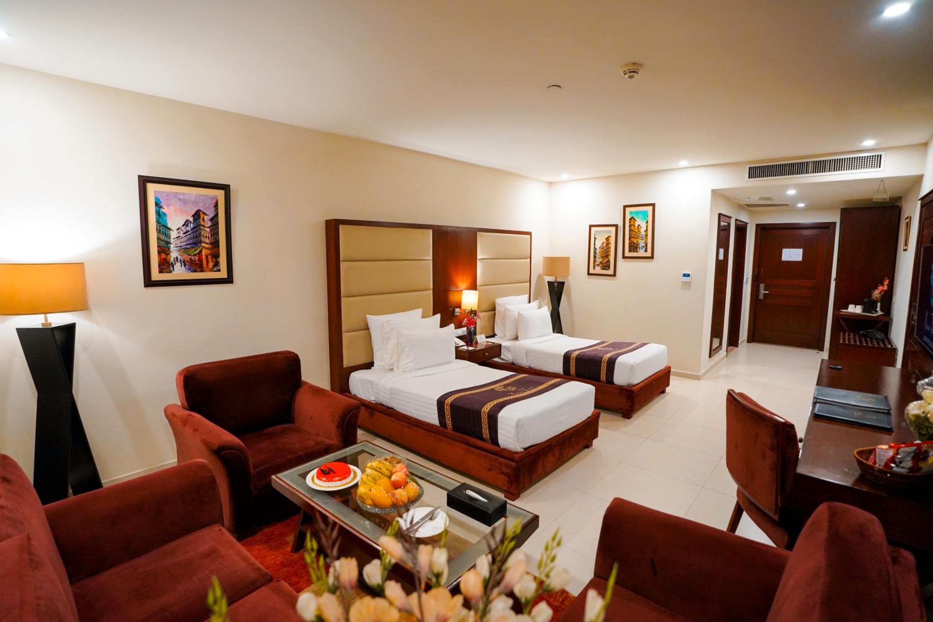 Deluxe Twin Room - Photo 2