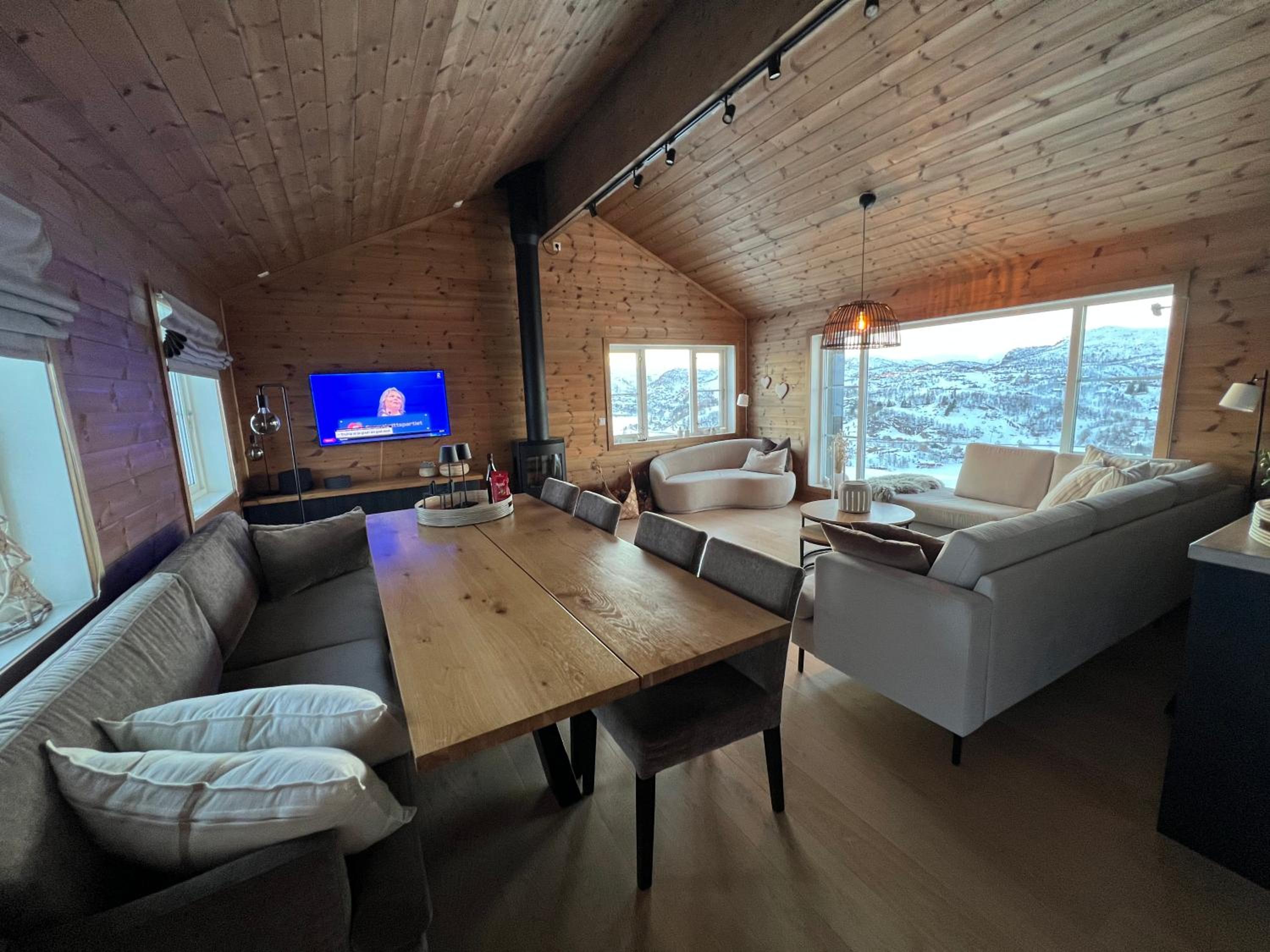 Four-Bedroom Vacation Home photo 3