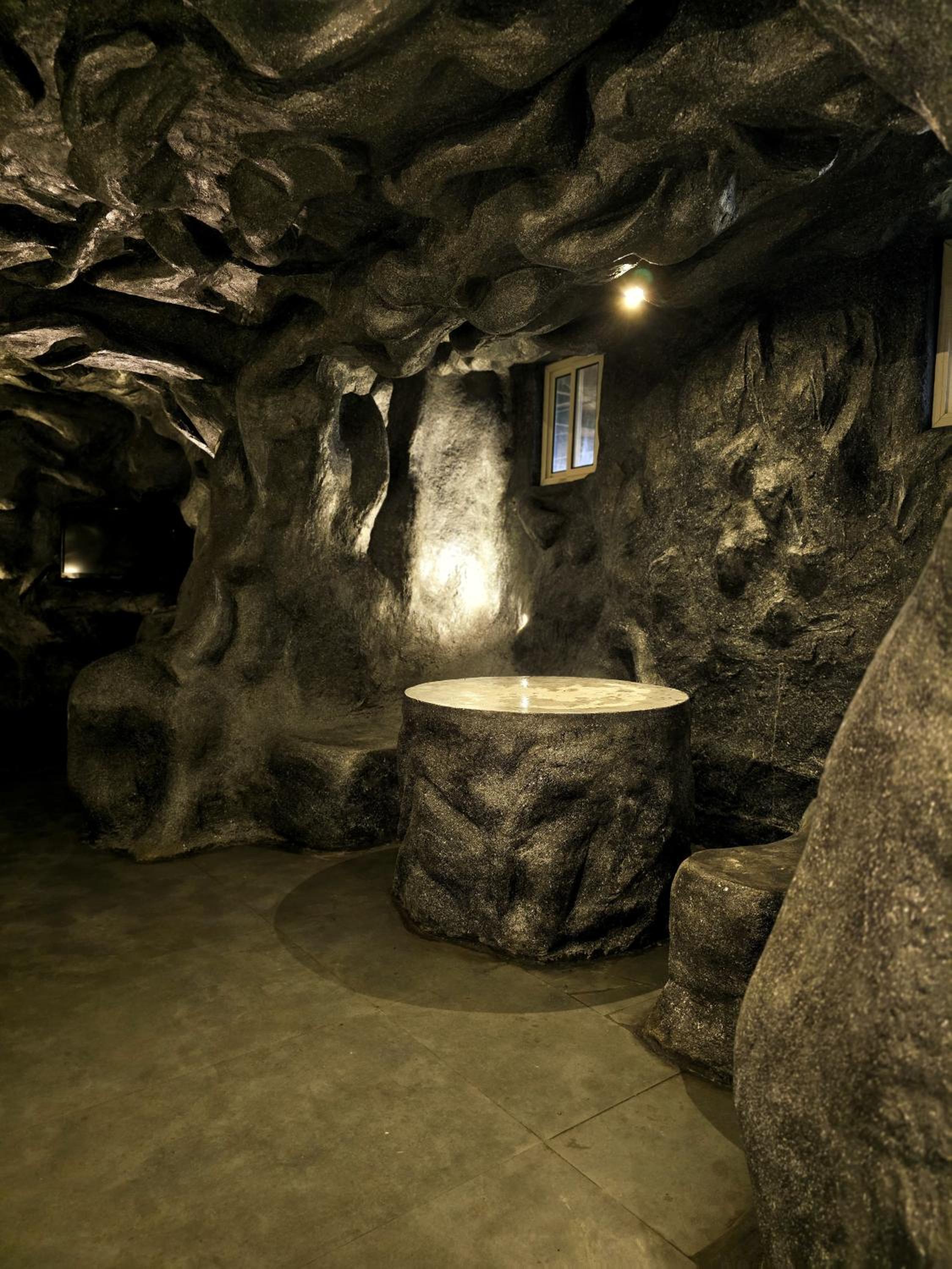 Superior King Room photo 2