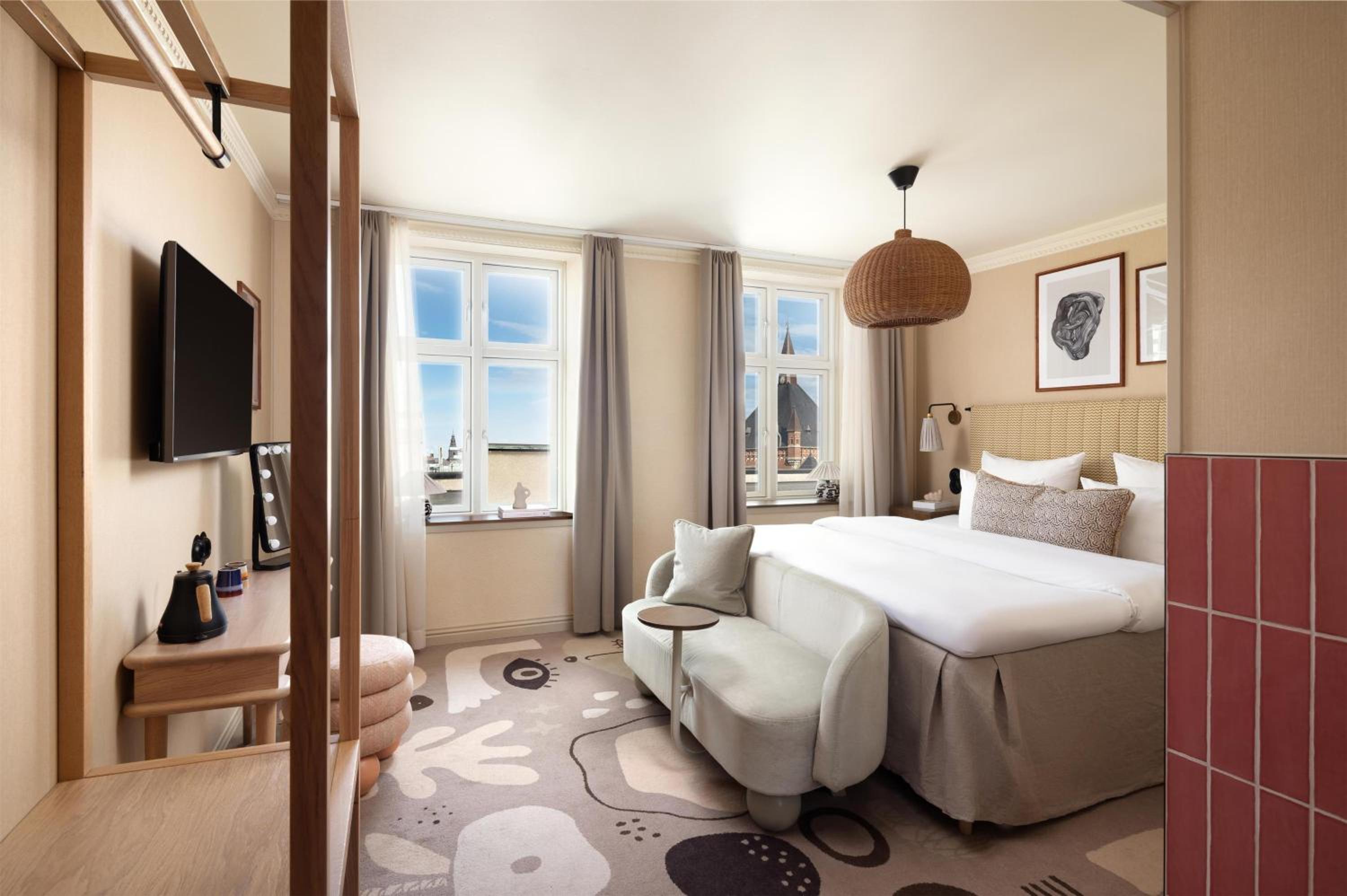 Deluxe Room - Photo 3