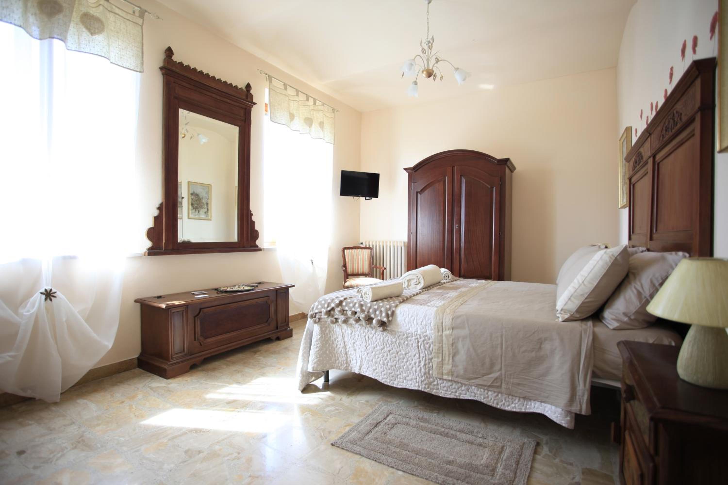 Double Room with Garden View - Photo 1