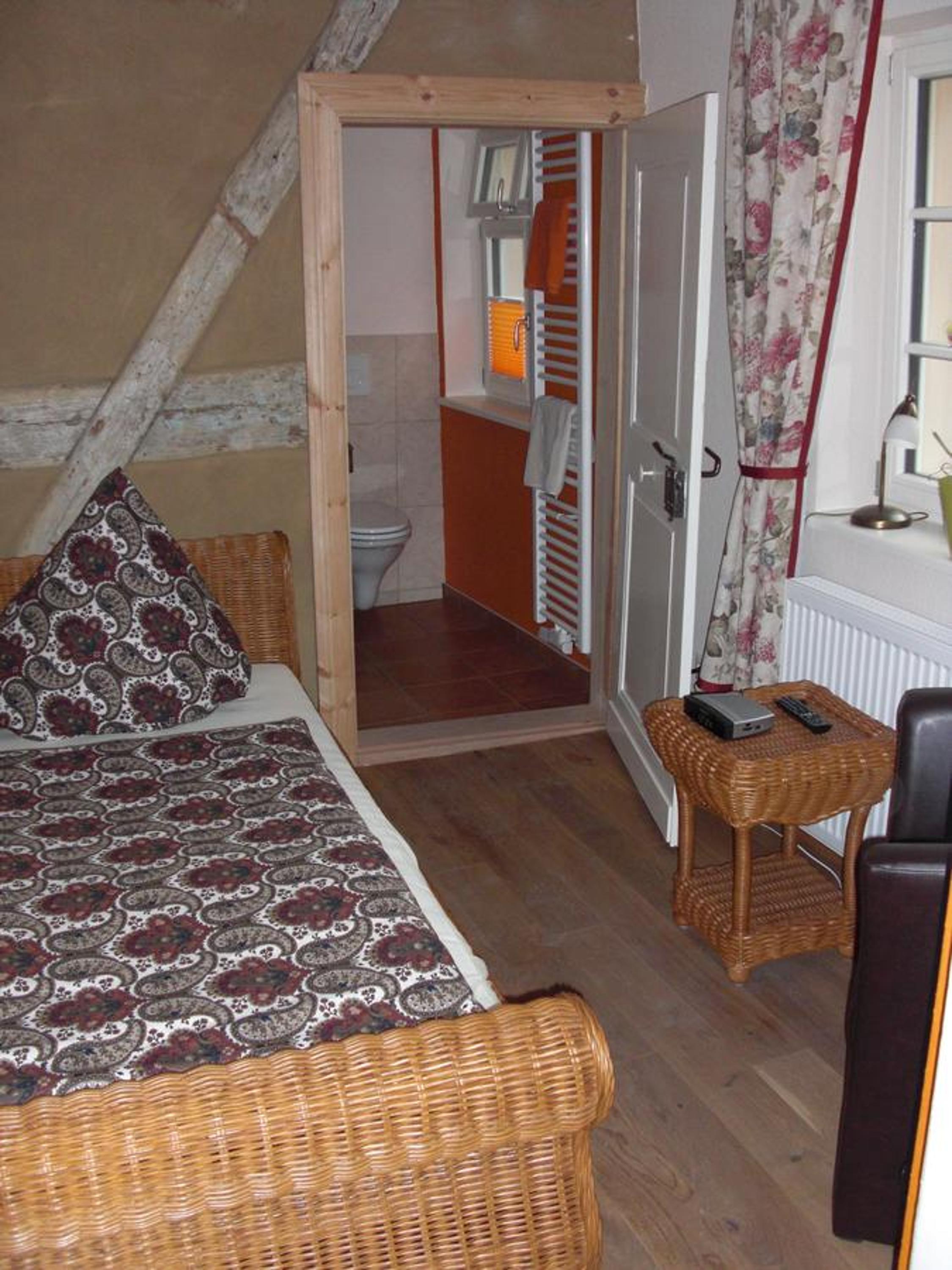 Economy Single Room