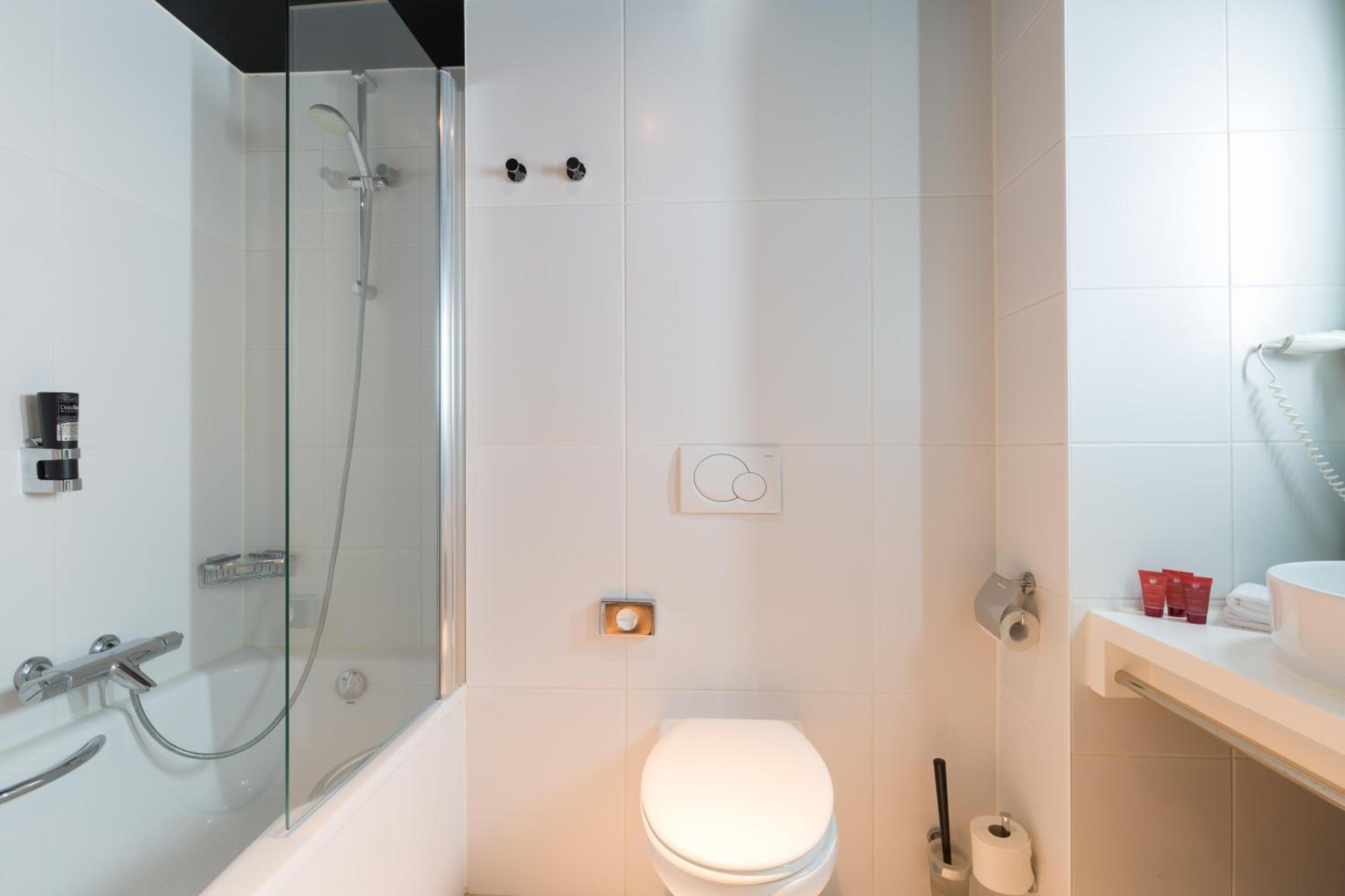 Superior Room 1 Twin Bed