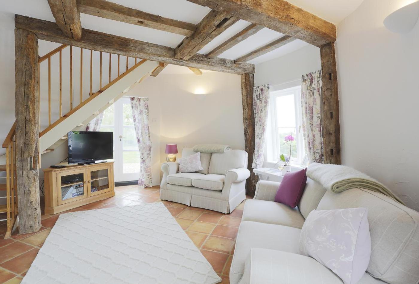 One-Bedroom House photo 2