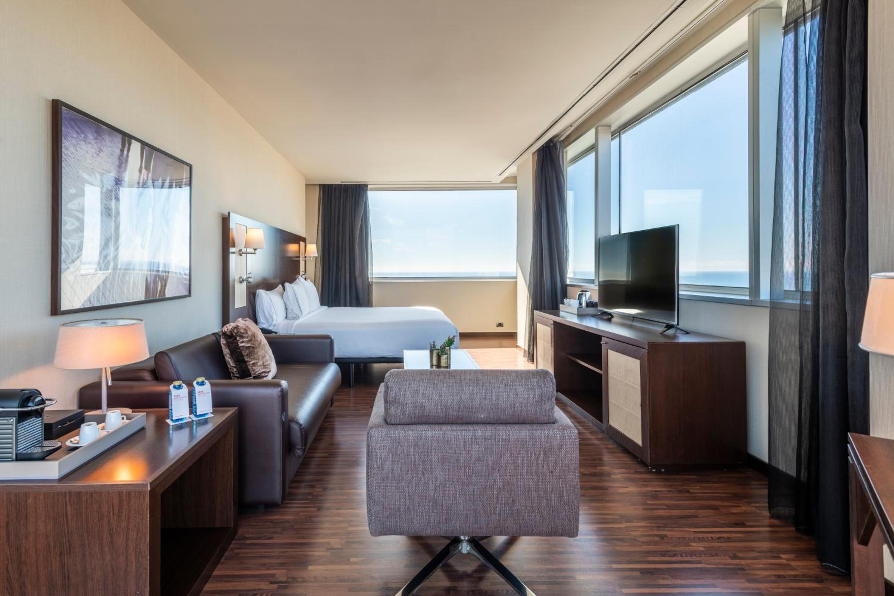 Suite with Sea View