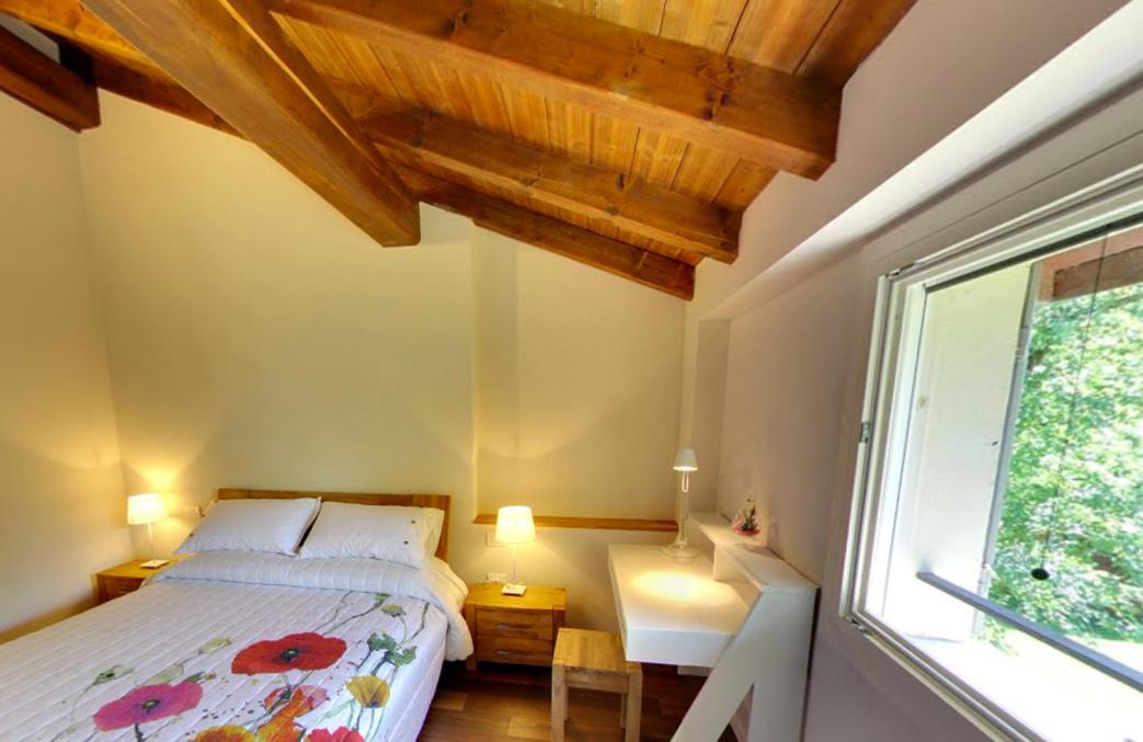 Deluxe Double Room with Bath photo 2