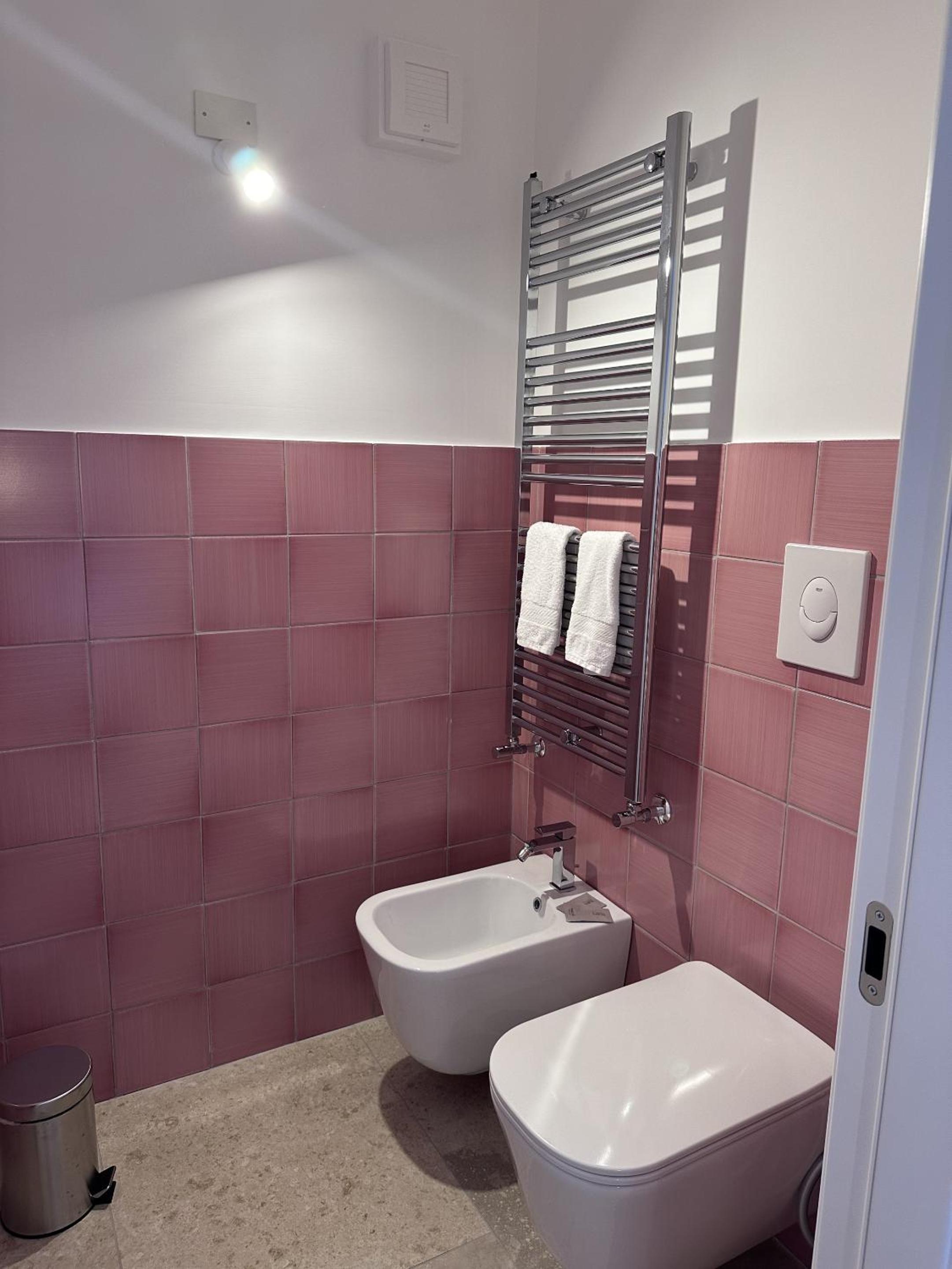 Superior Suite with Sea View - Photo 2