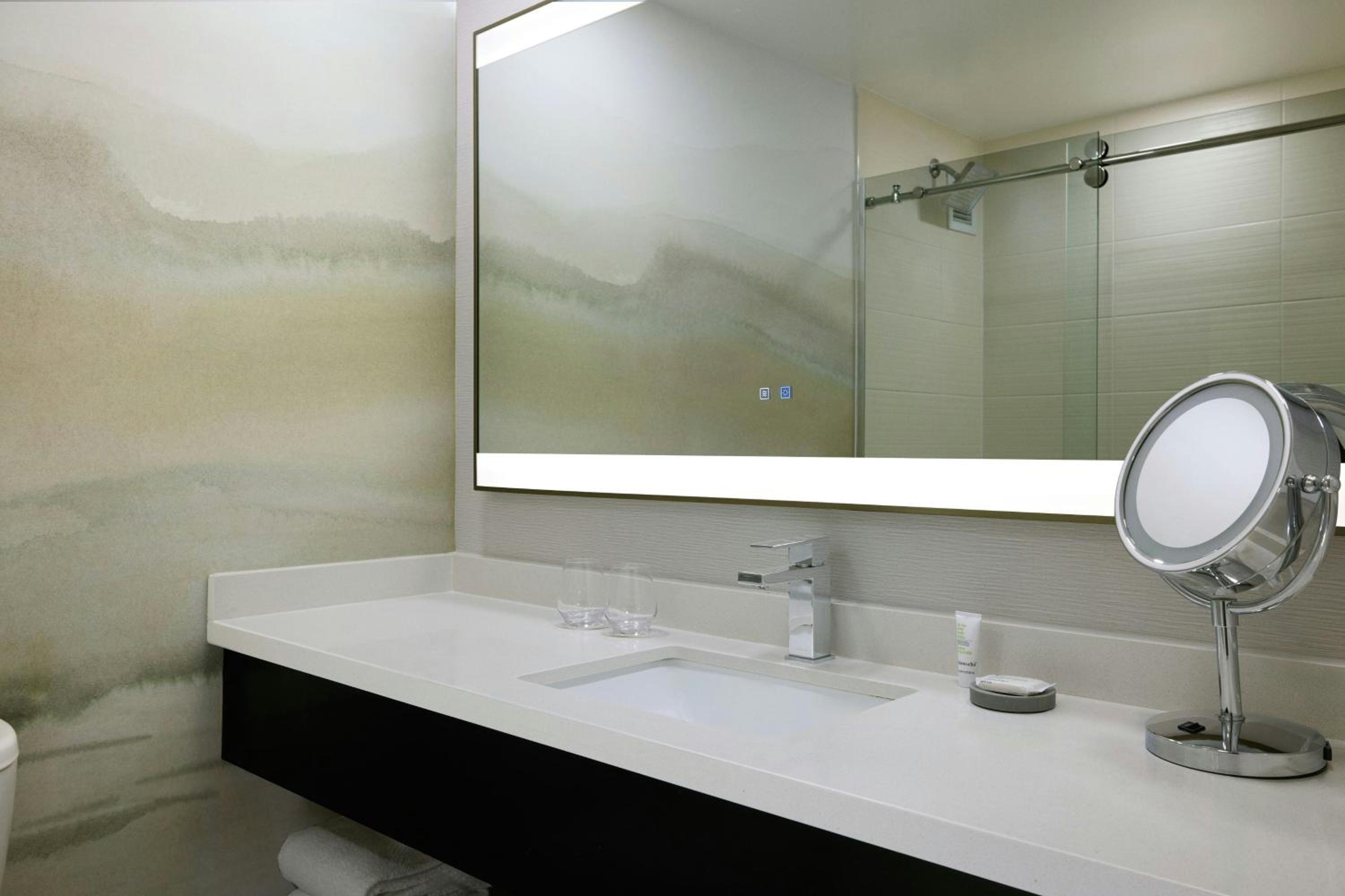 Executive King Room - Photo 4