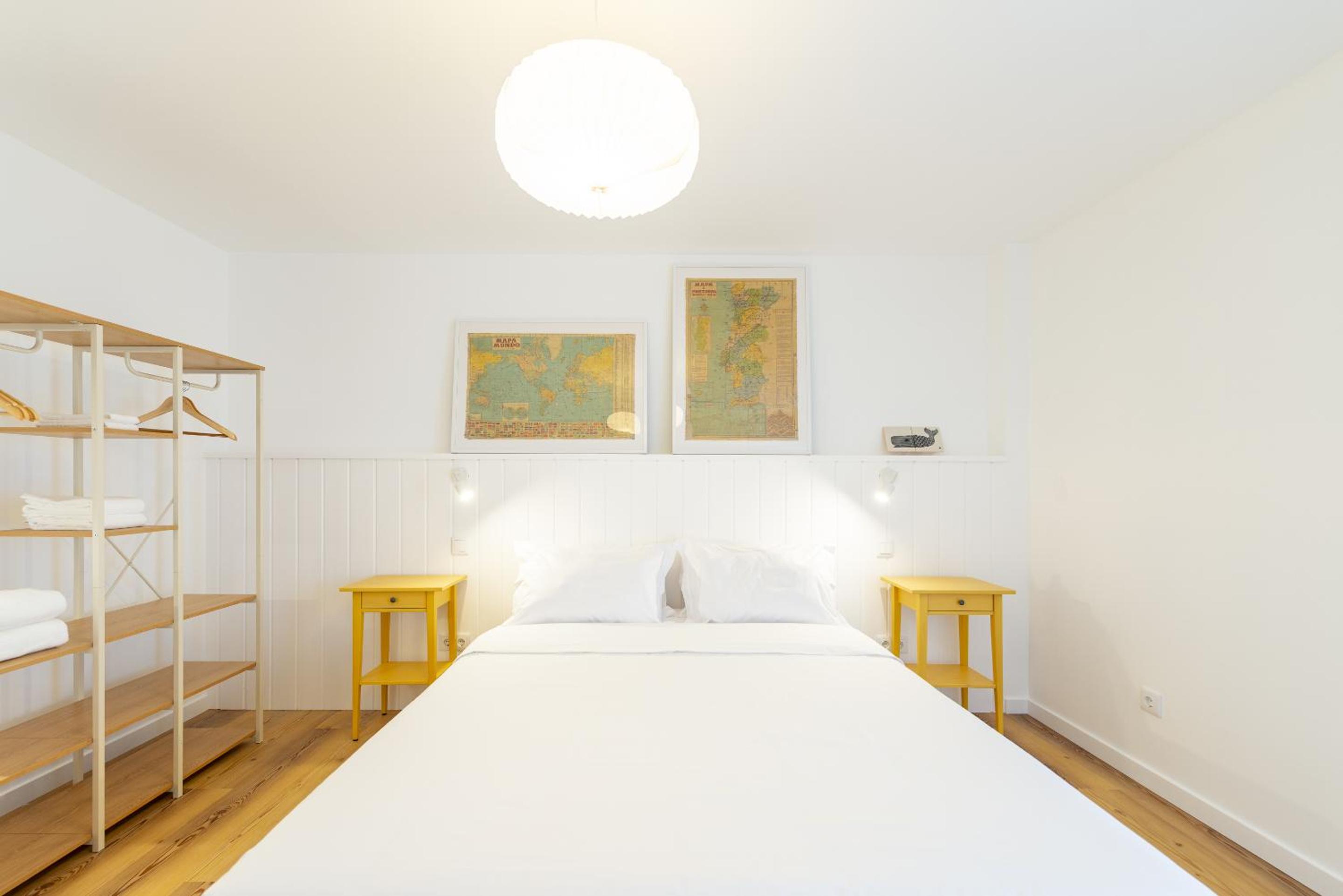 One-Bedroom Standard Apartment photo 1