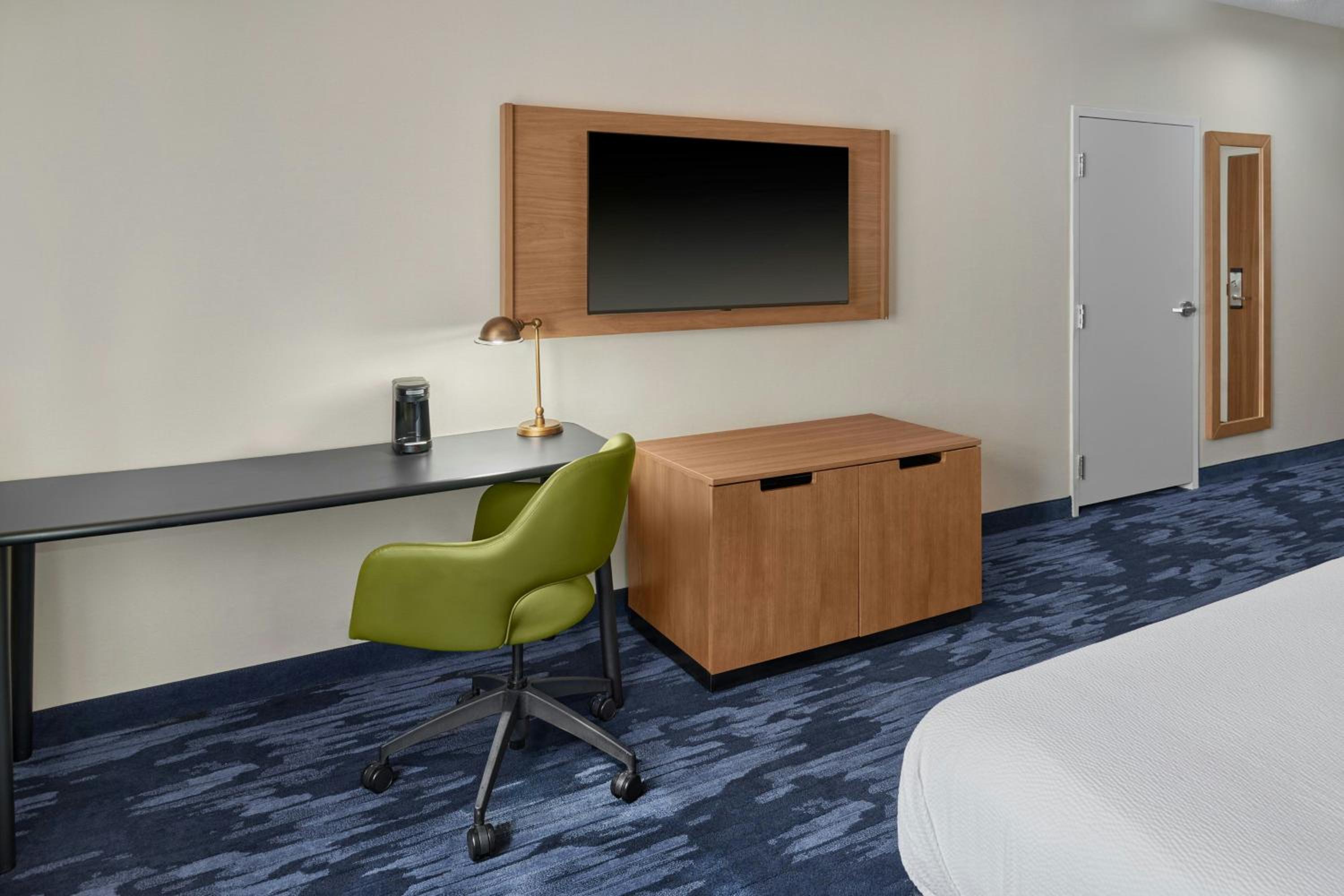 King Room with Bathtub - Mobility Access - Photo 2