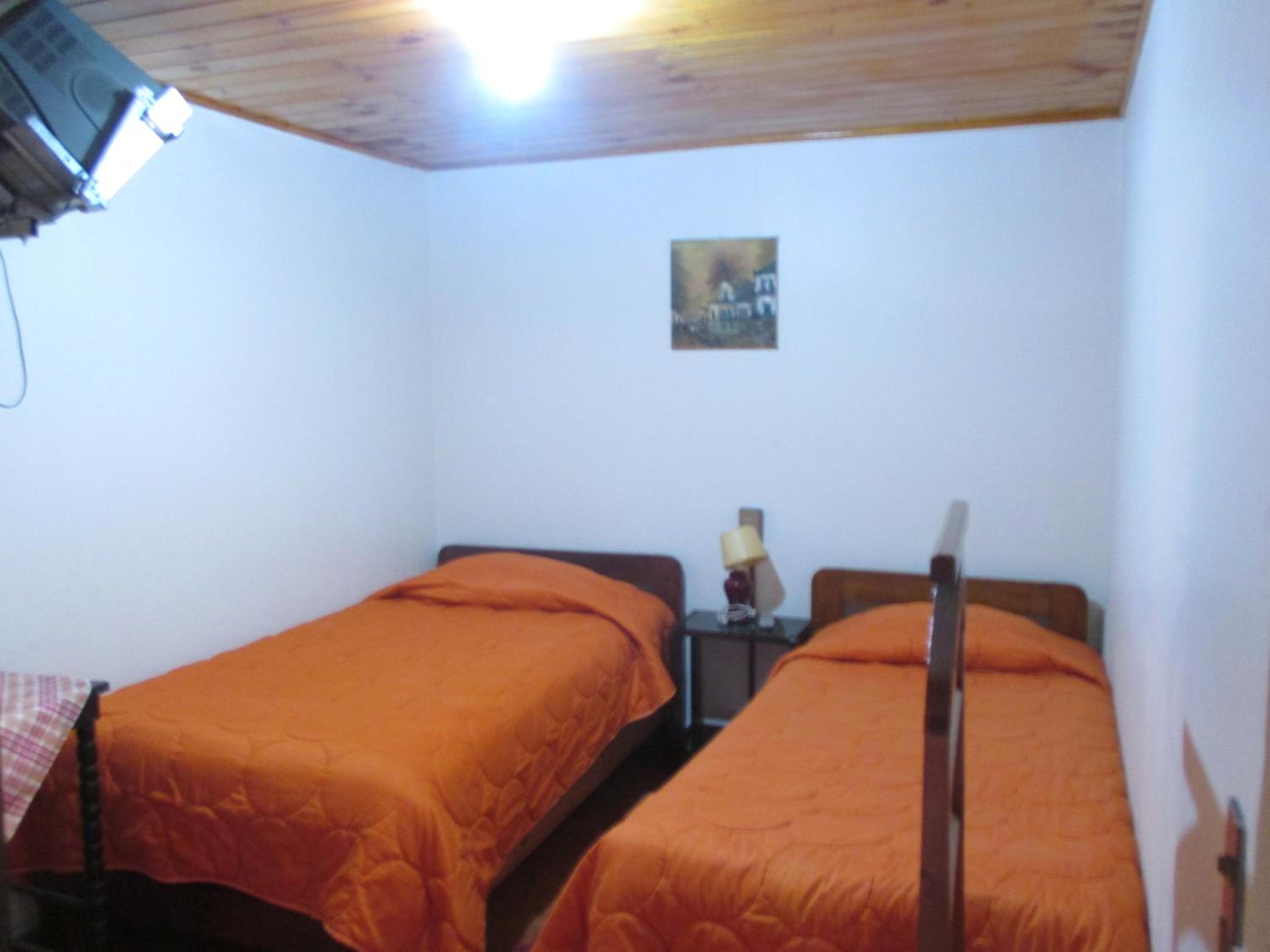 Double Room with Two Single Beds photo 1