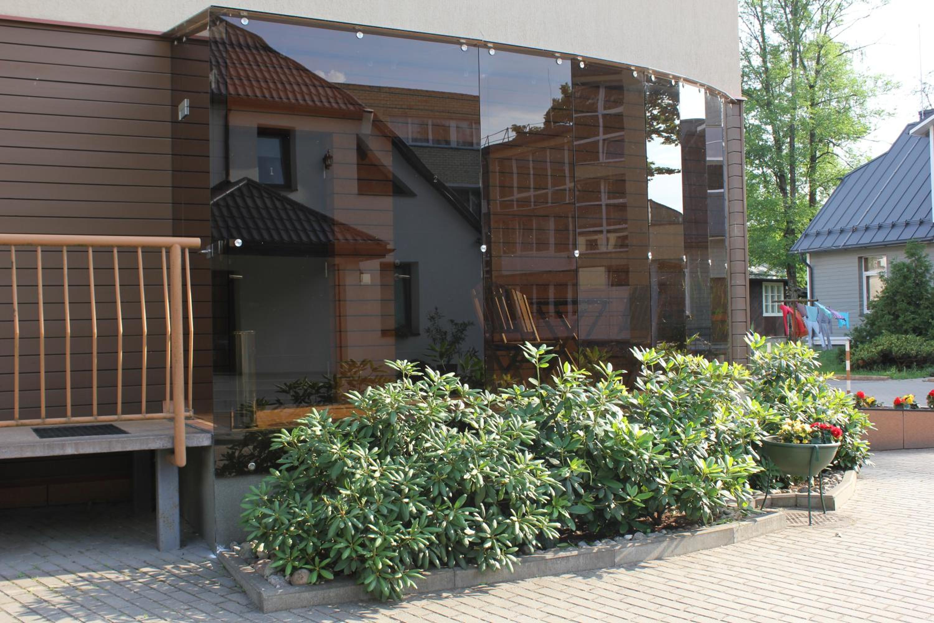 Studio - Photo 11