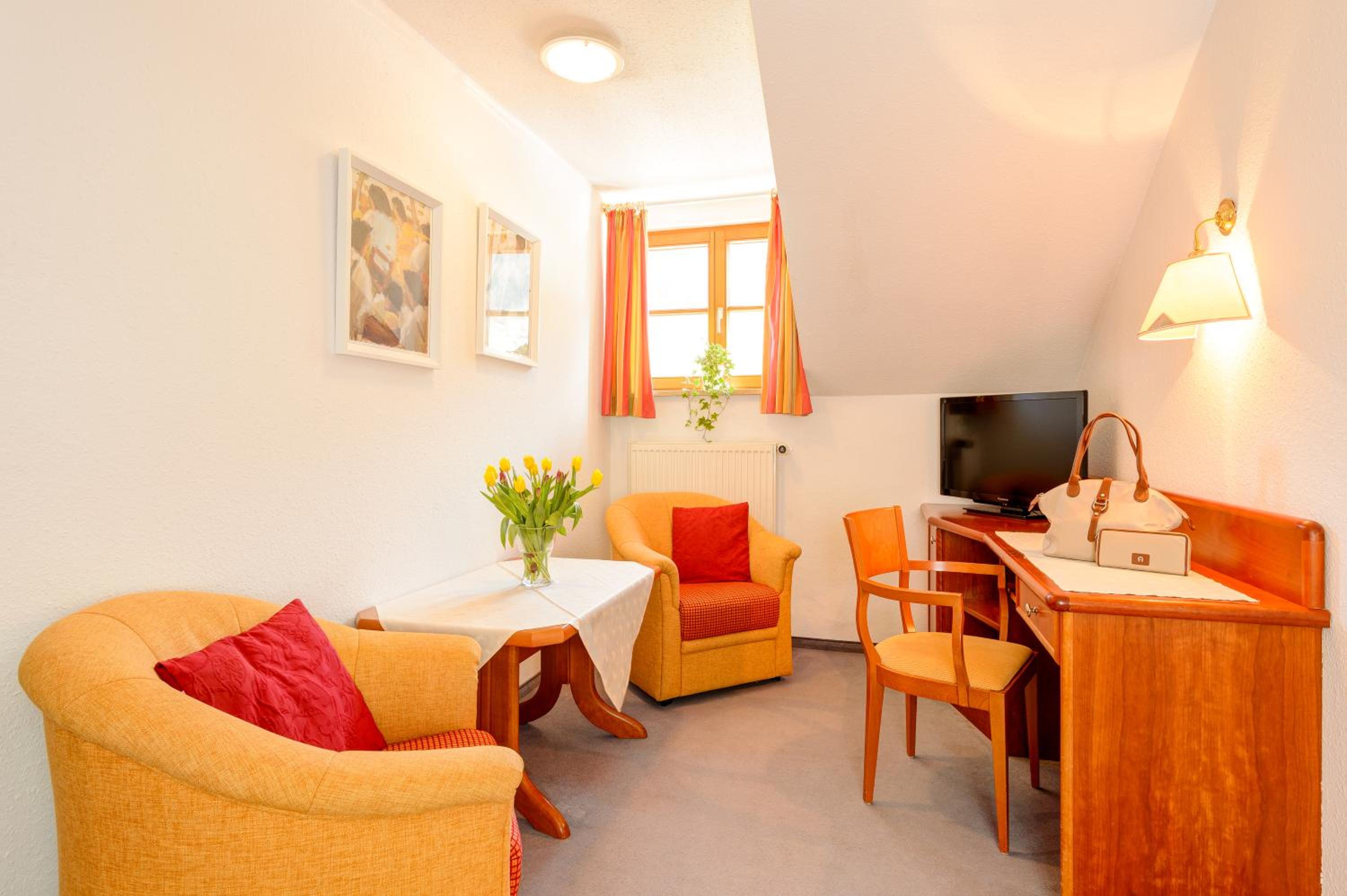 Suite (28) photo 1