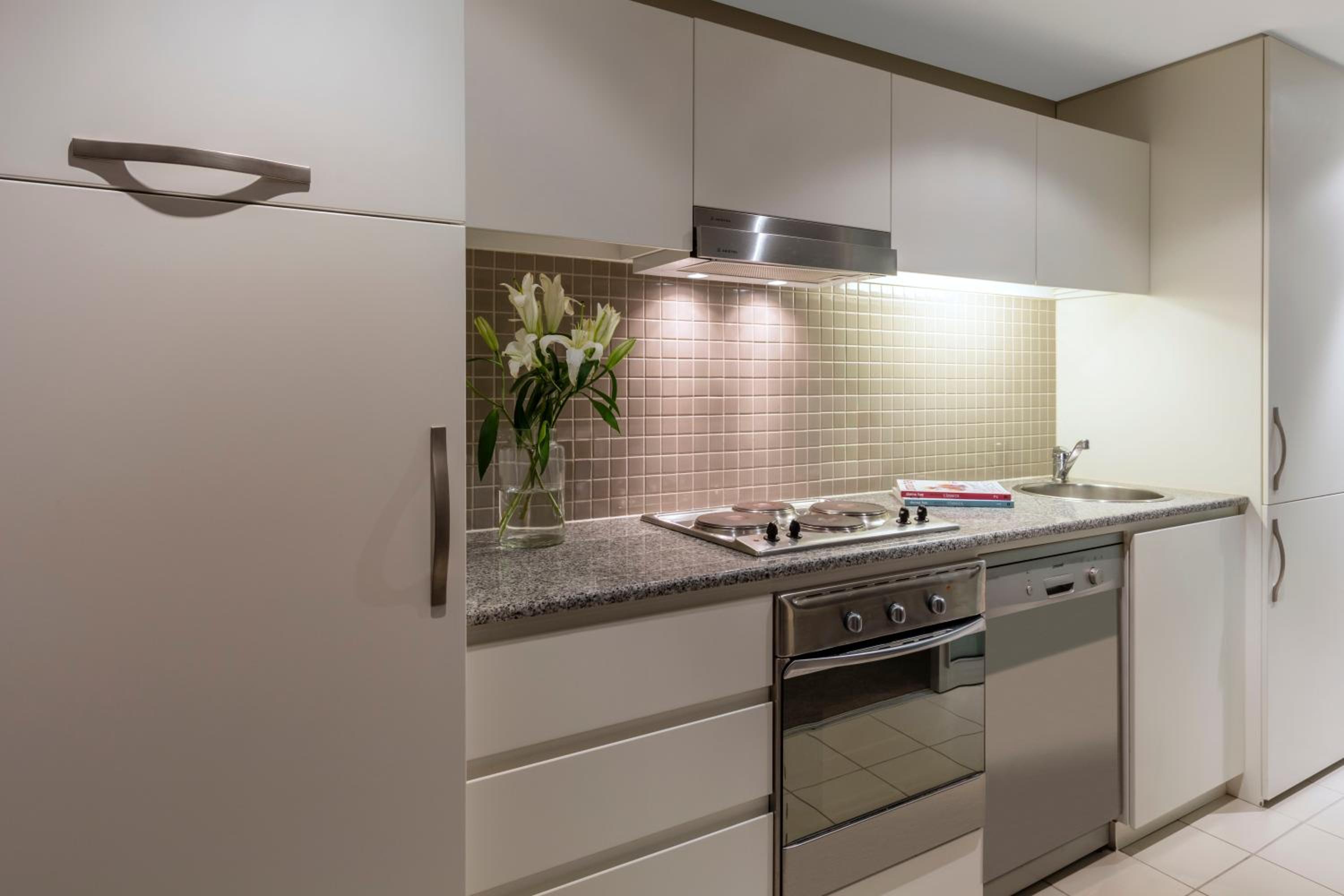 Two-Bedroom Apartment - Photo 4