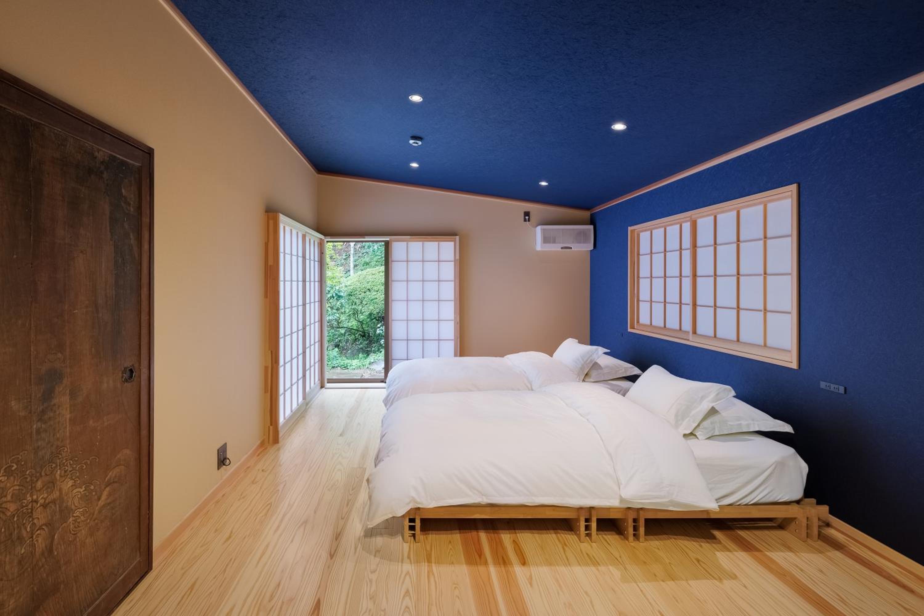 Four-Bedroom House photo 2