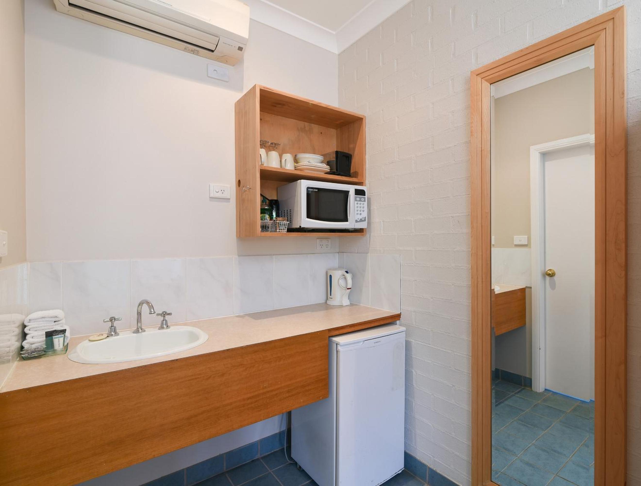Deluxe Triple Room photo 3