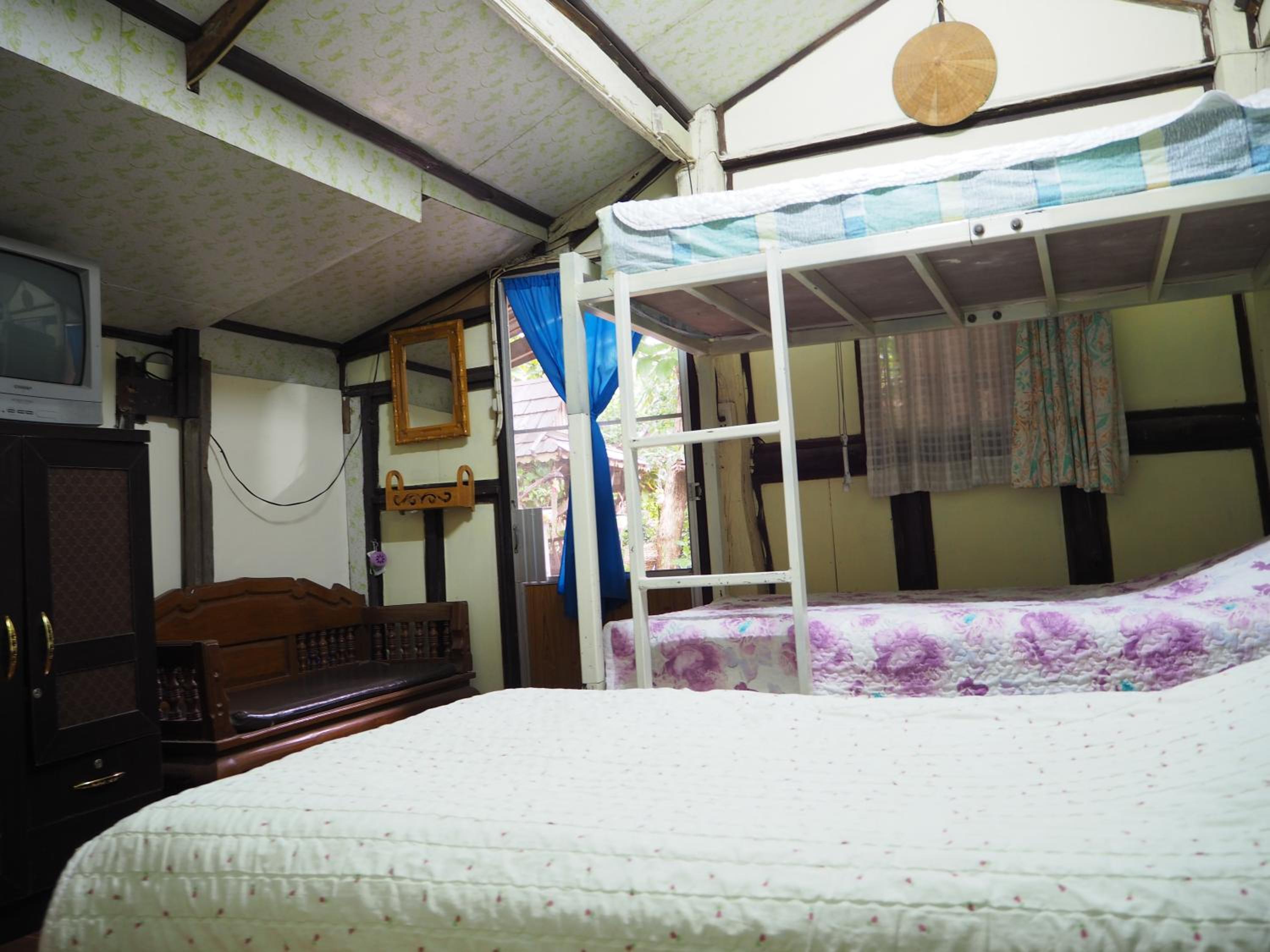 Classic Triple Room