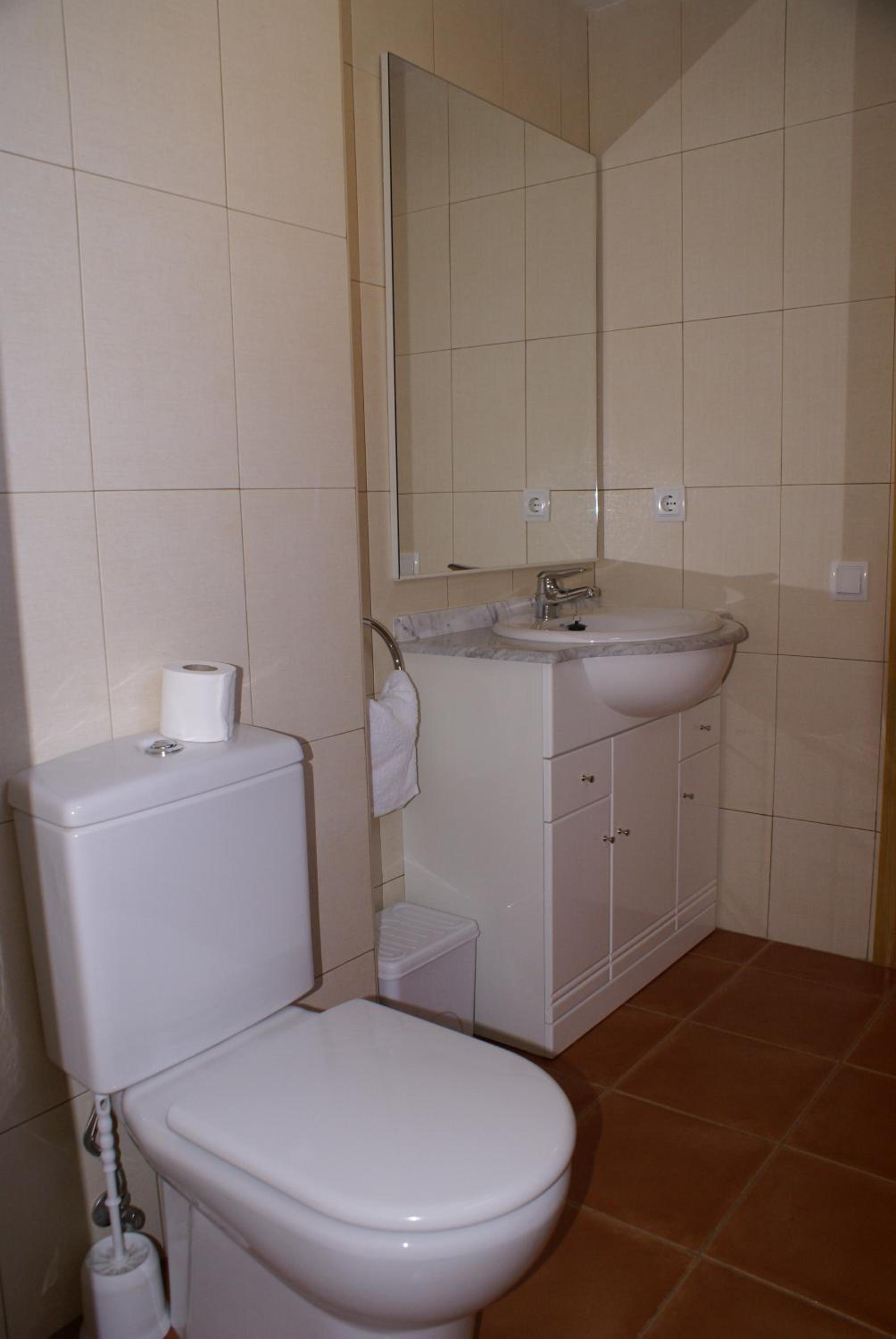 Apartment (4 Adults) - Photo 4