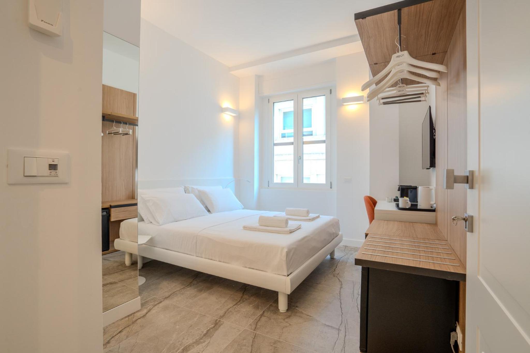 Standard King Room