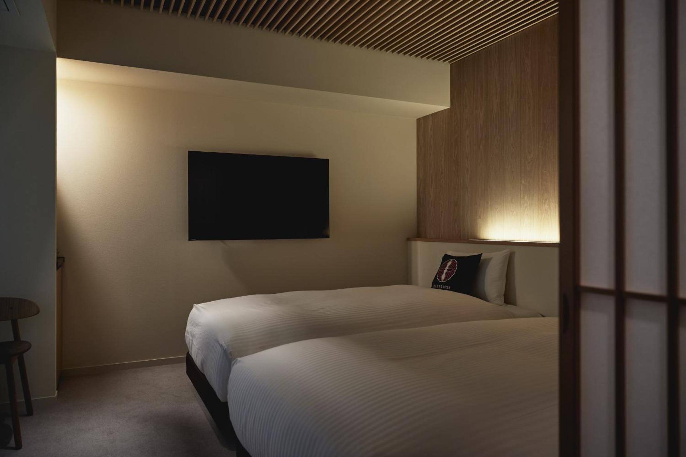 Twin Room with Bath
