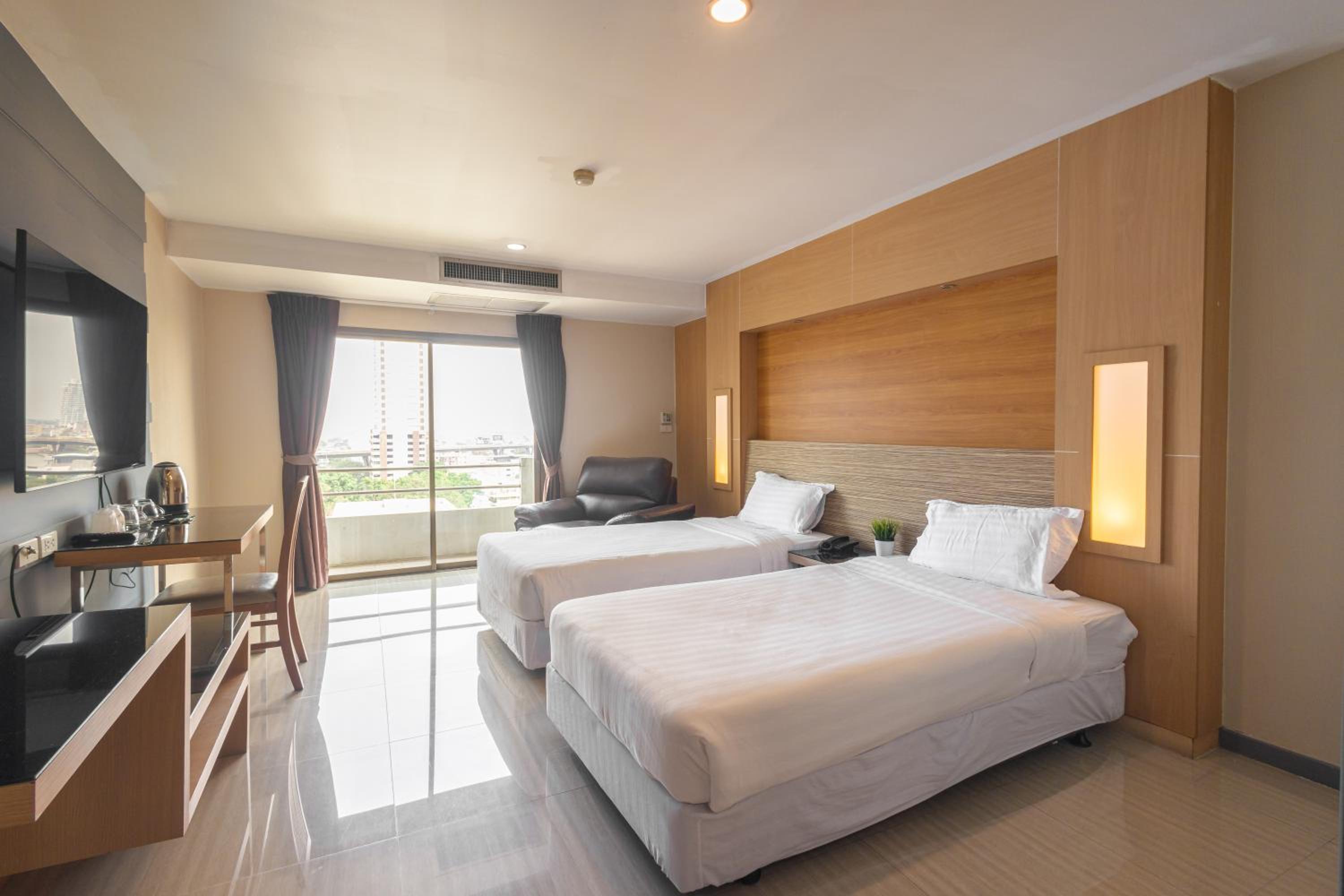 Deluxe Twin Room