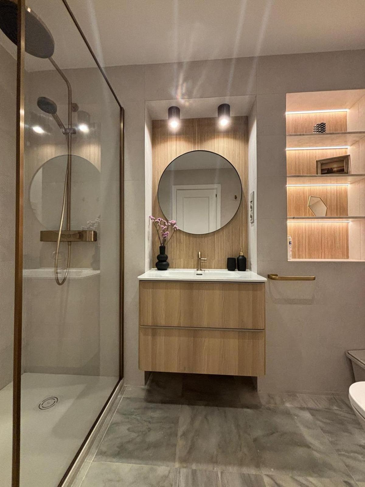 Two-Bedroom Deluxe Apartment with Ocean View