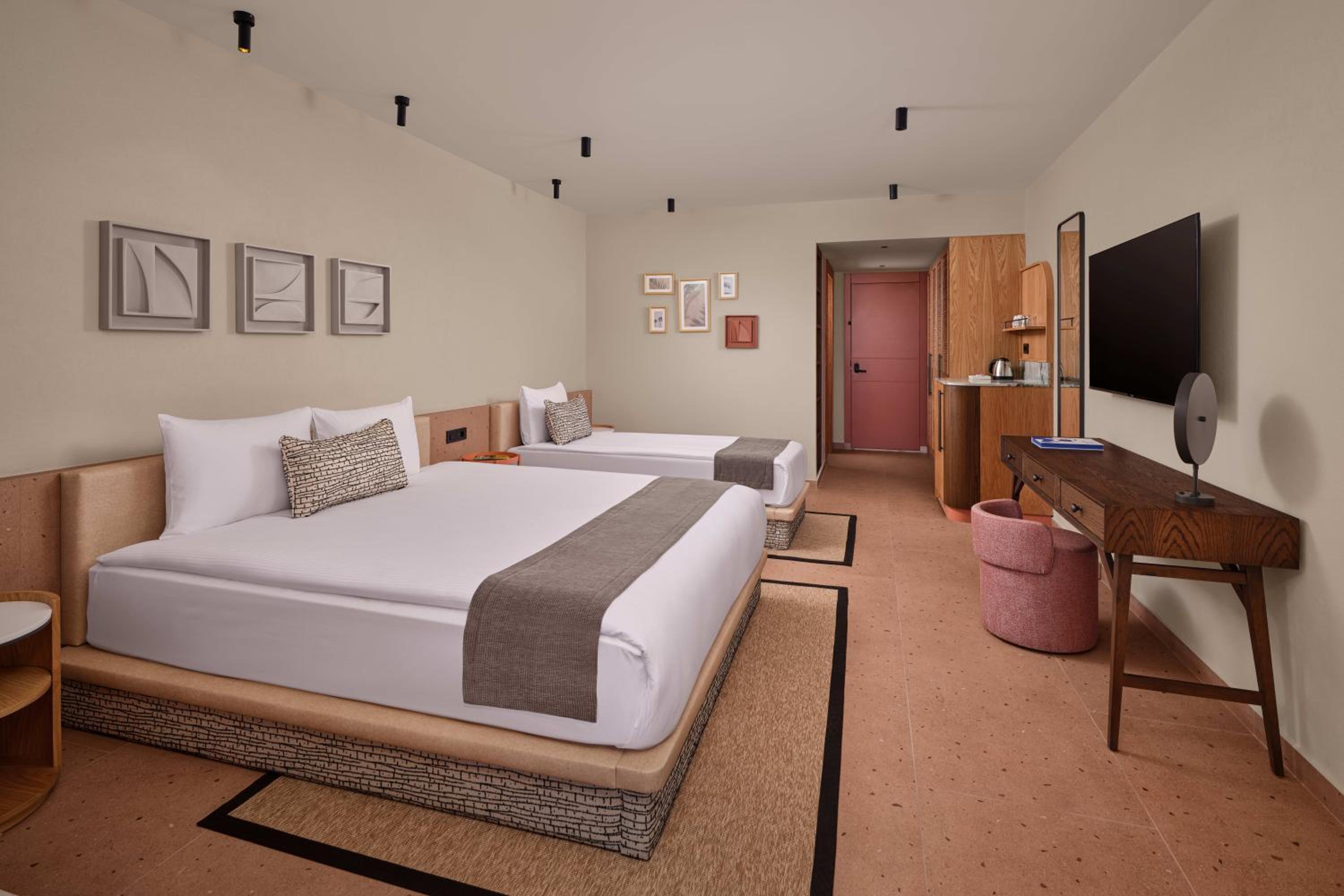 Quadruple Room with Garden View photo 2