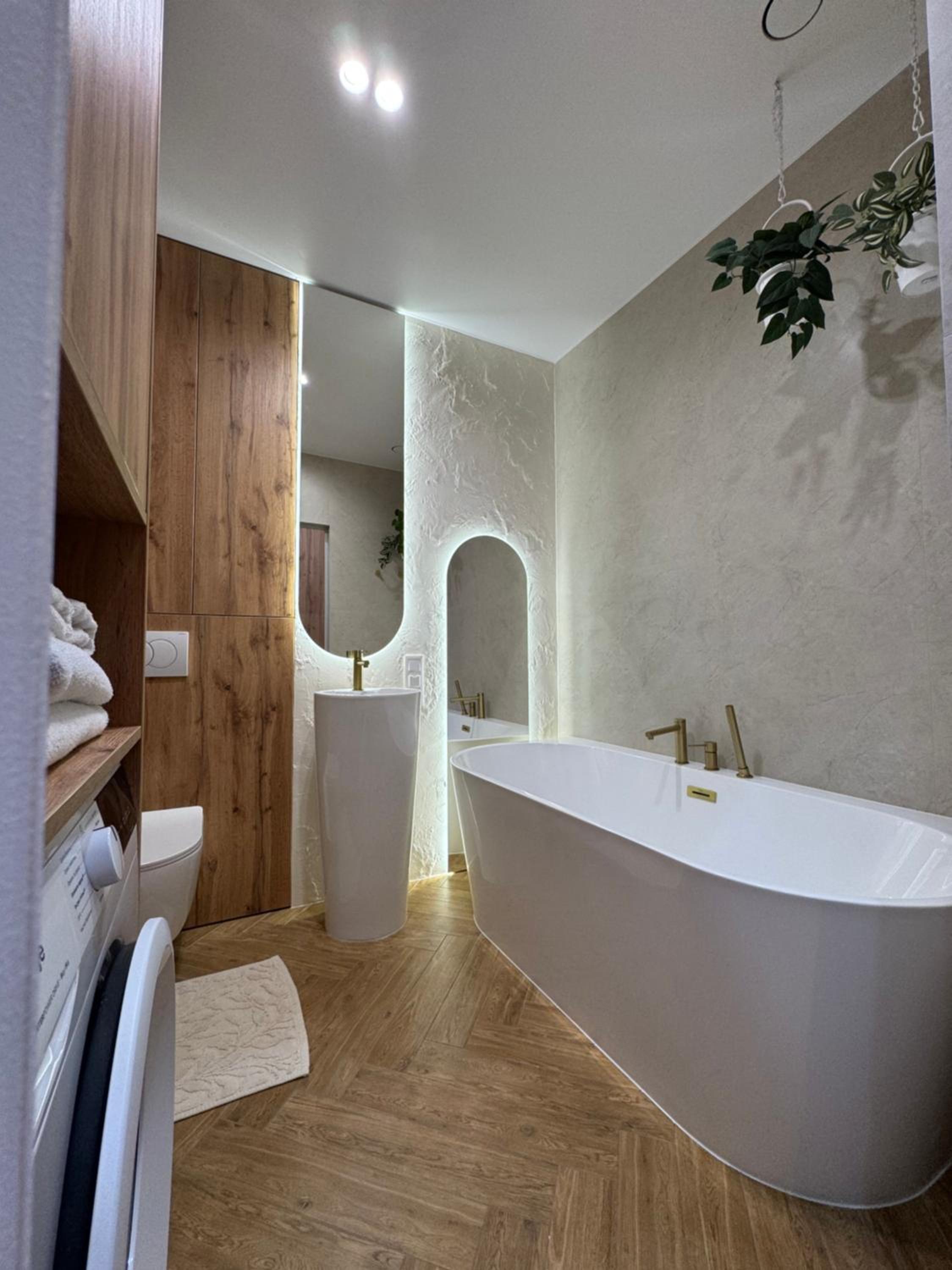 Studio Apartment with Queen Bed