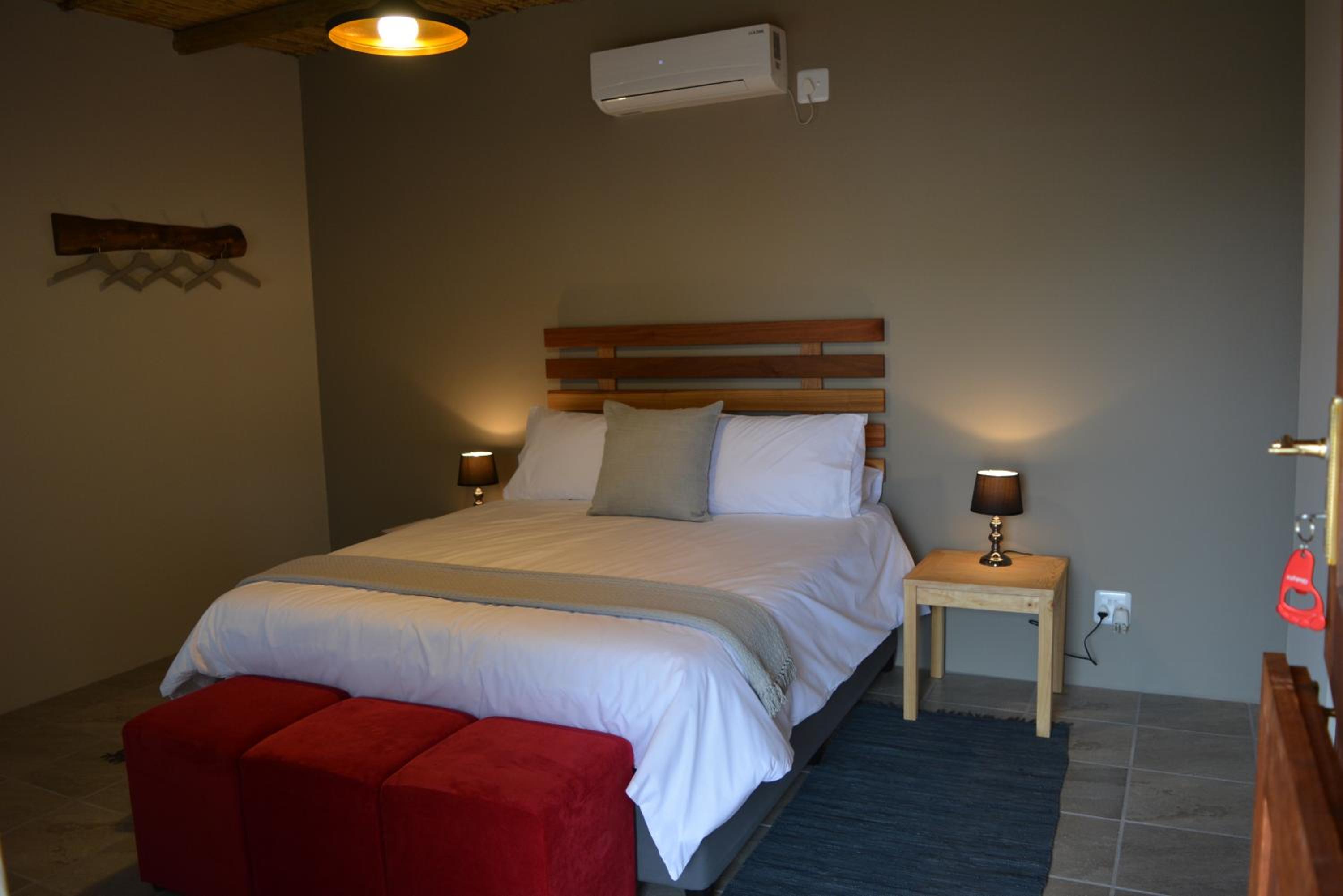 Queen Room with Garden View photo 2