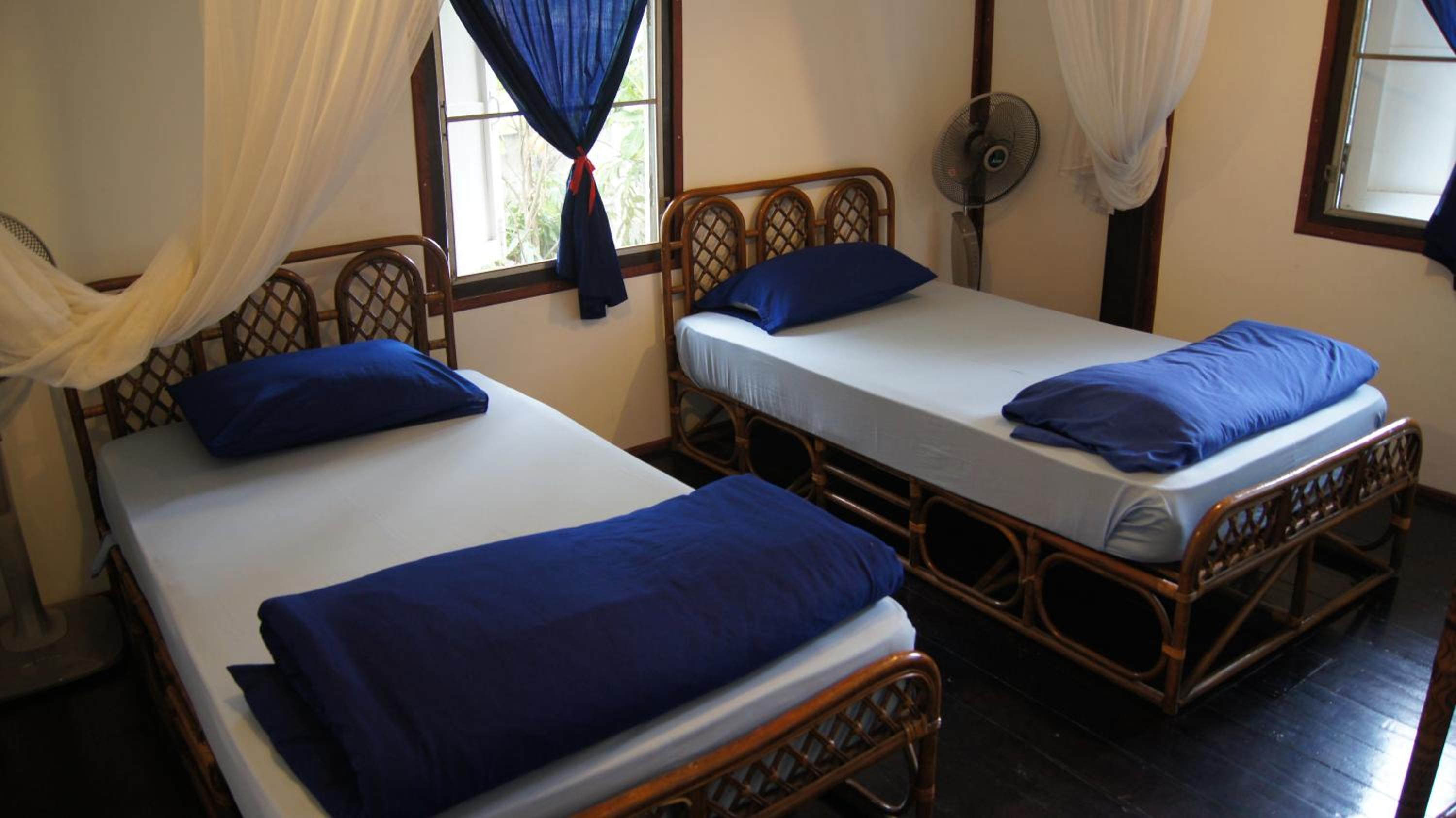 Double or Twin Room with Shared Bathroom photo 2