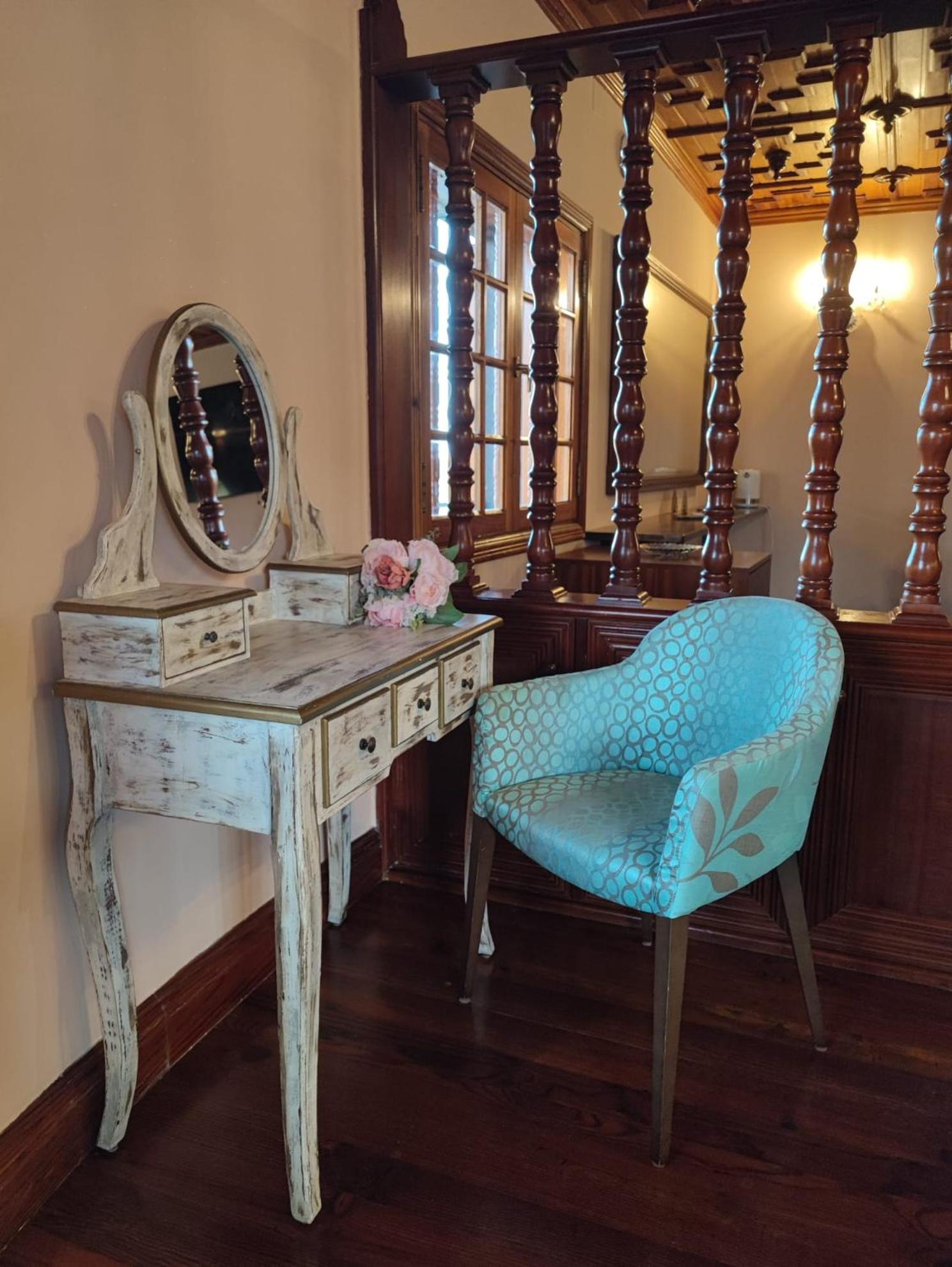 Deluxe Junior Suite