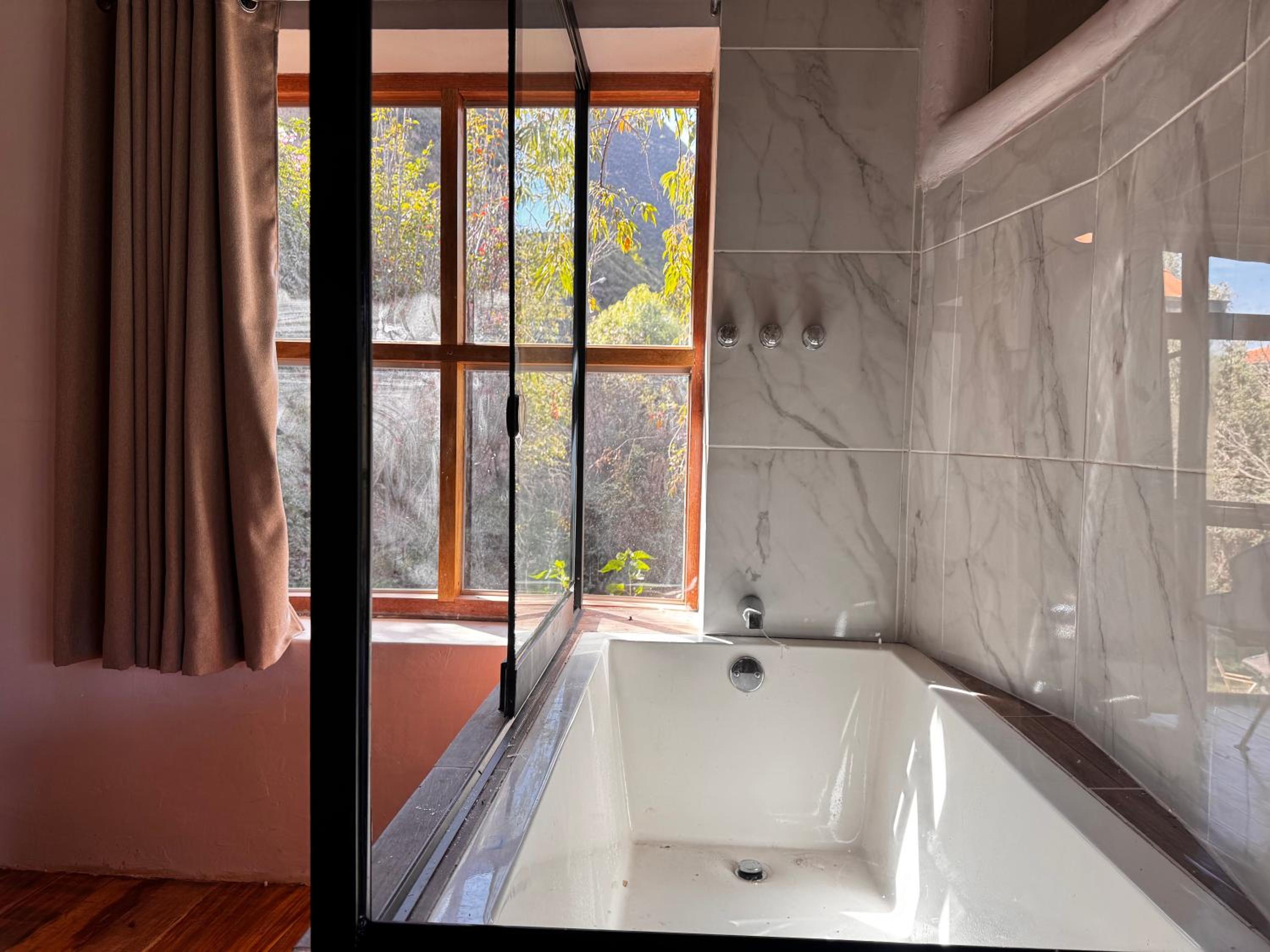 Suite with Garden View
