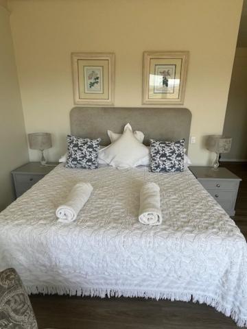 Deluxe Double or Twin Room with Mountain View photo 1