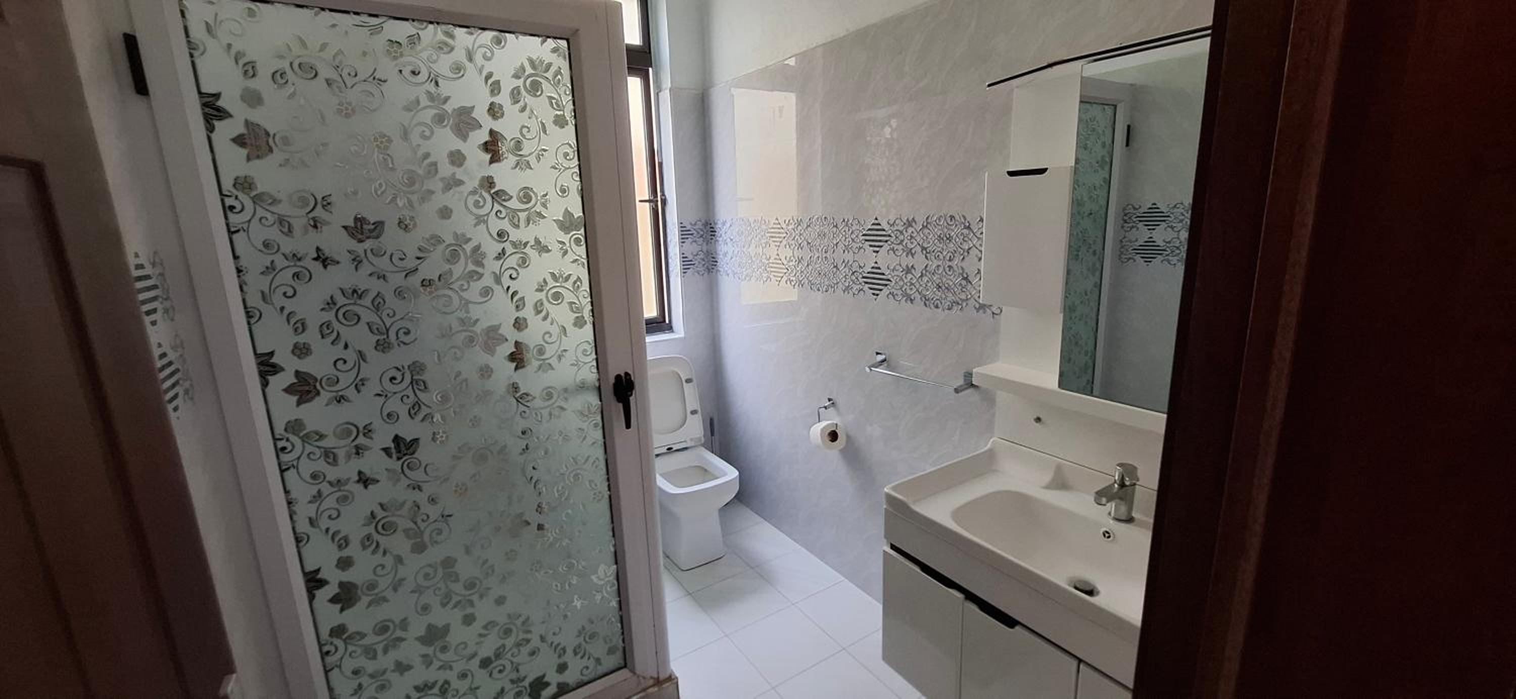 One-Bedroom Apartment with Balcony - Photo 3