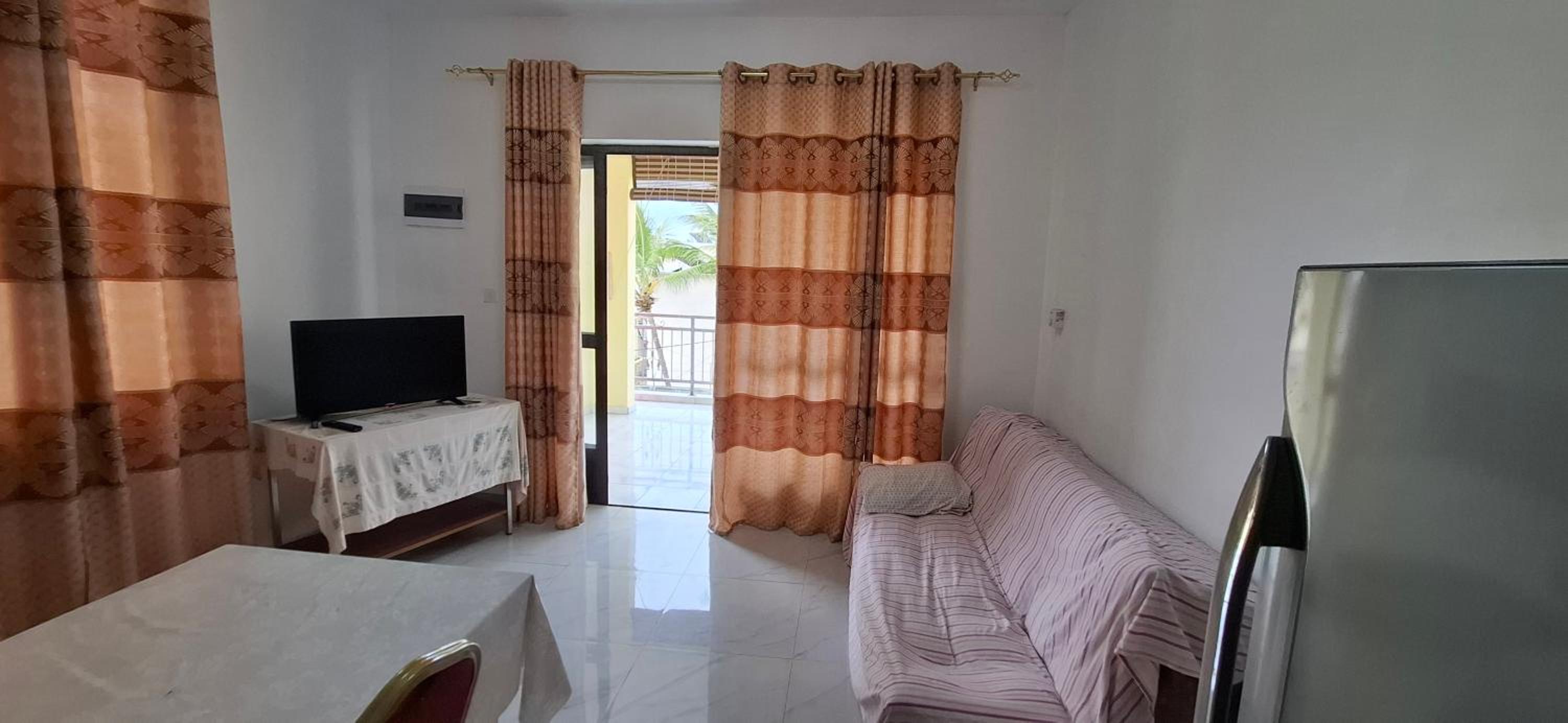 One-Bedroom Apartment with Balcony - Photo 6