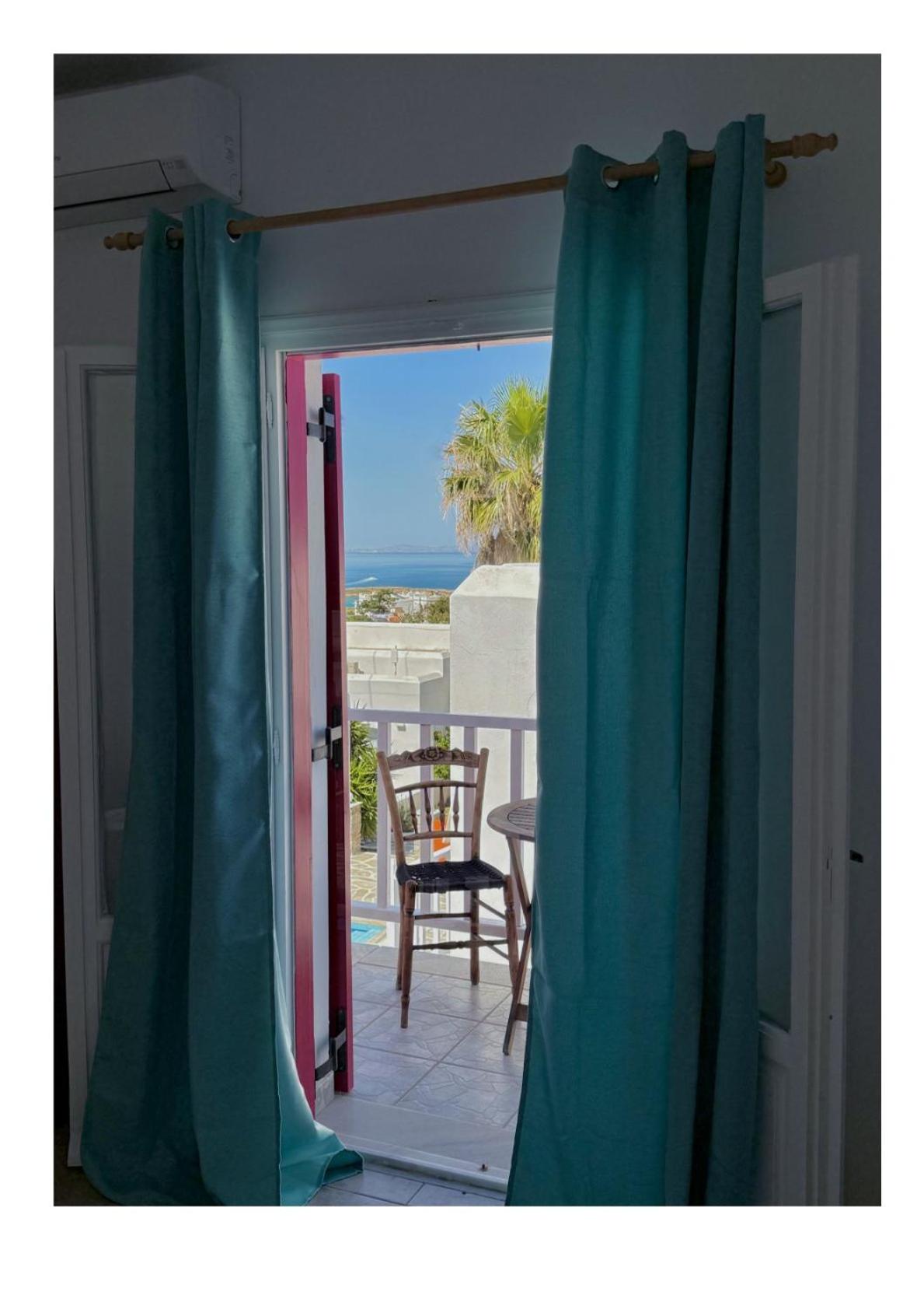 Suite with Pool View photo 3