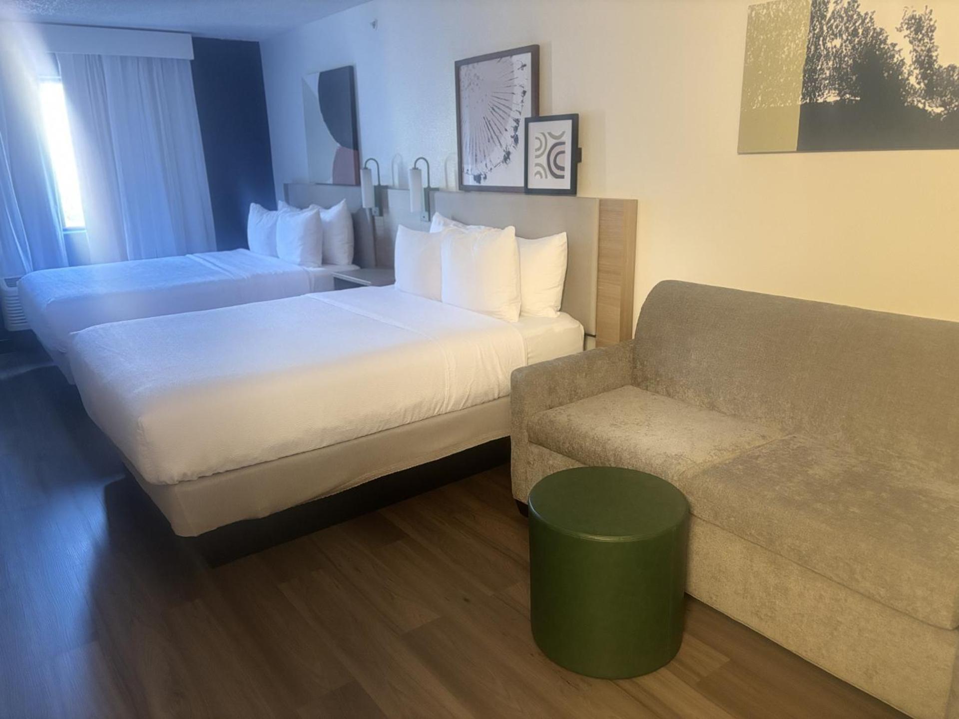 Queen Room with Two Queen Beds - Photo 1