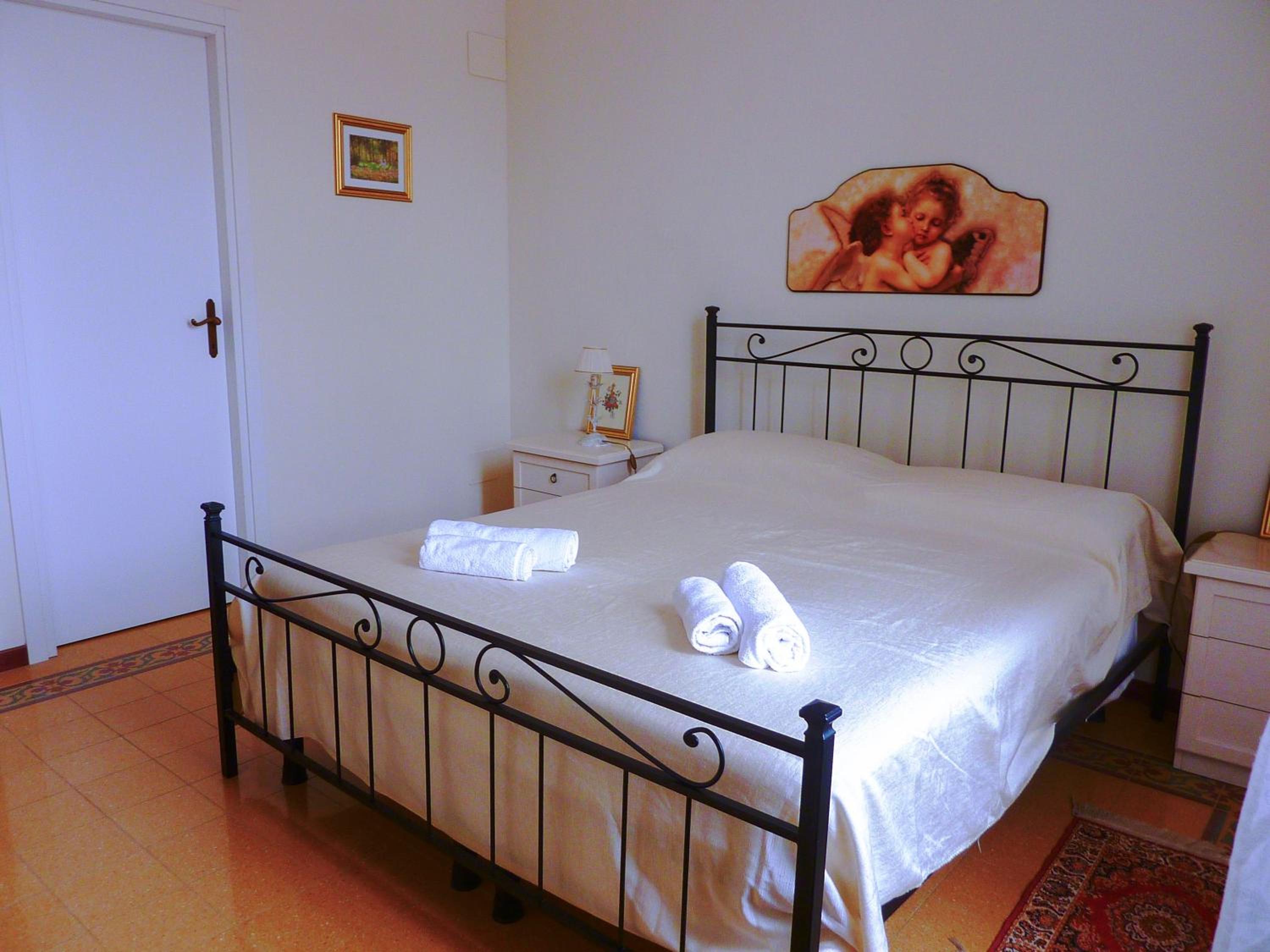 Double or Twin Room with Private Bathroom