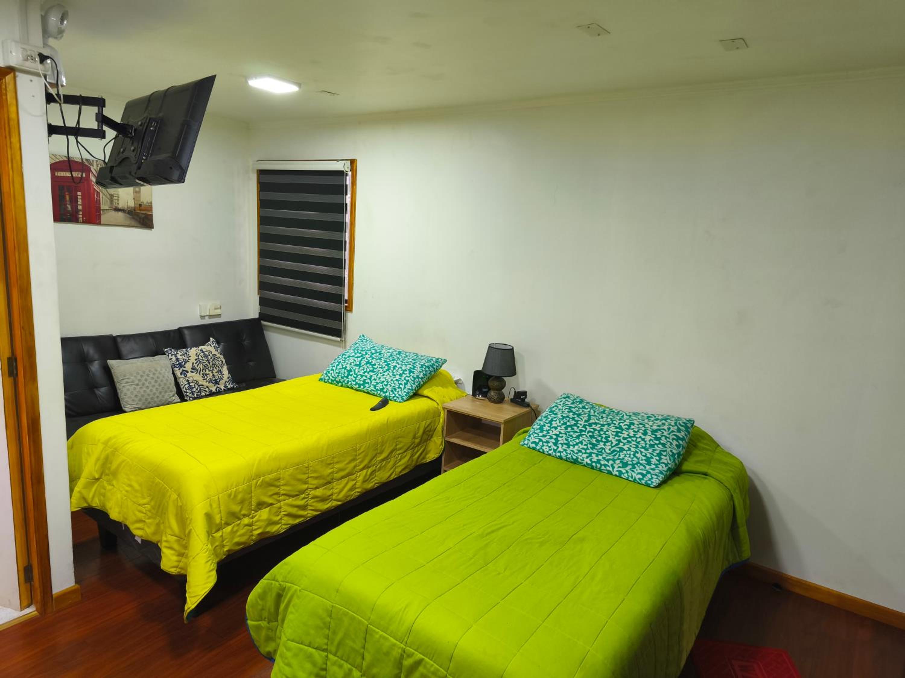 Standard Twin Room