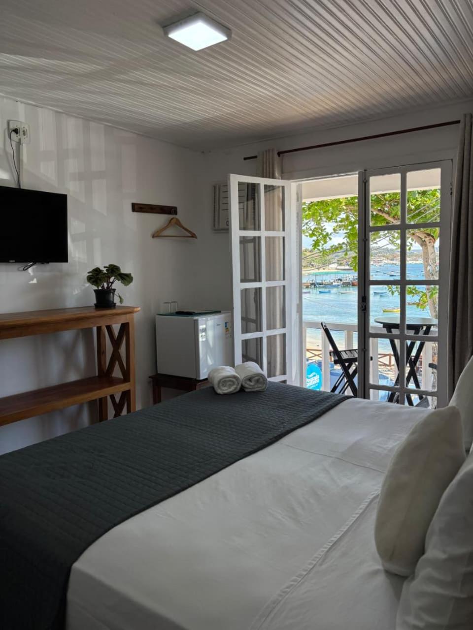 Double or Twin Room with Sea View photo 1