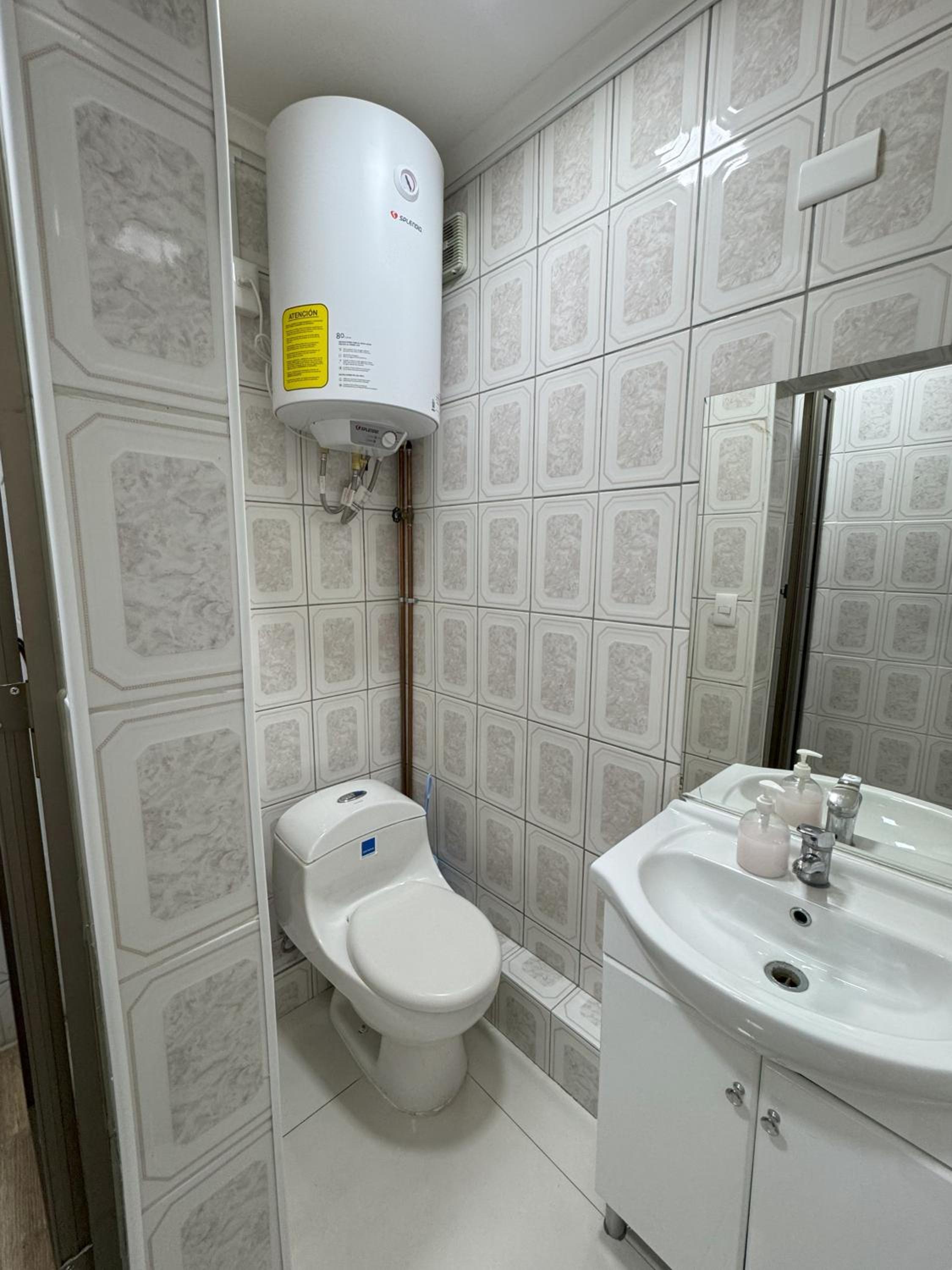 One-Bedroom Apartment - Non-Smoking