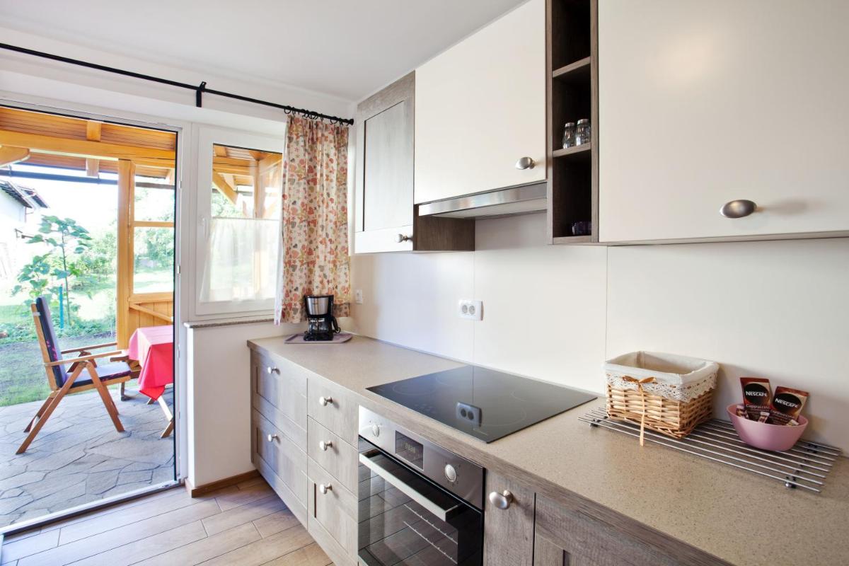 Apartment with Terrace photo 3