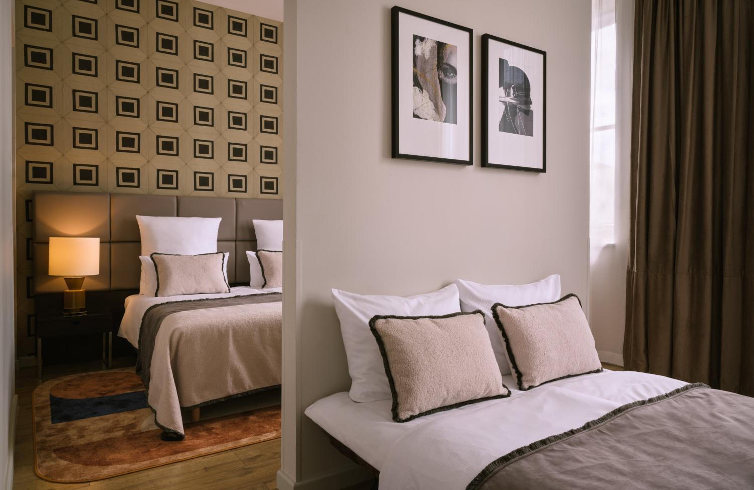 Executive Suite Triple photo 2