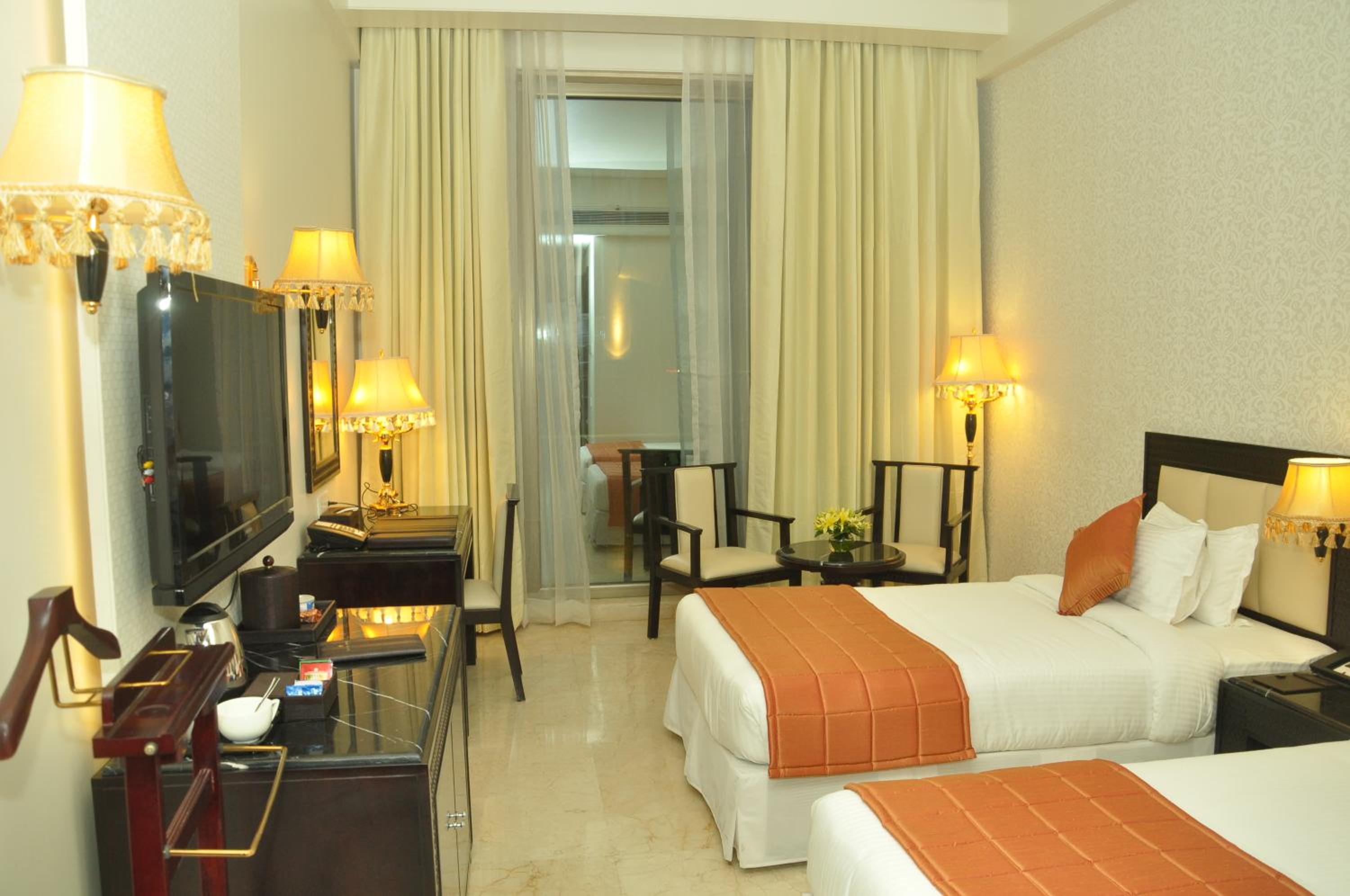 Superior Double or Twin Room photo 3