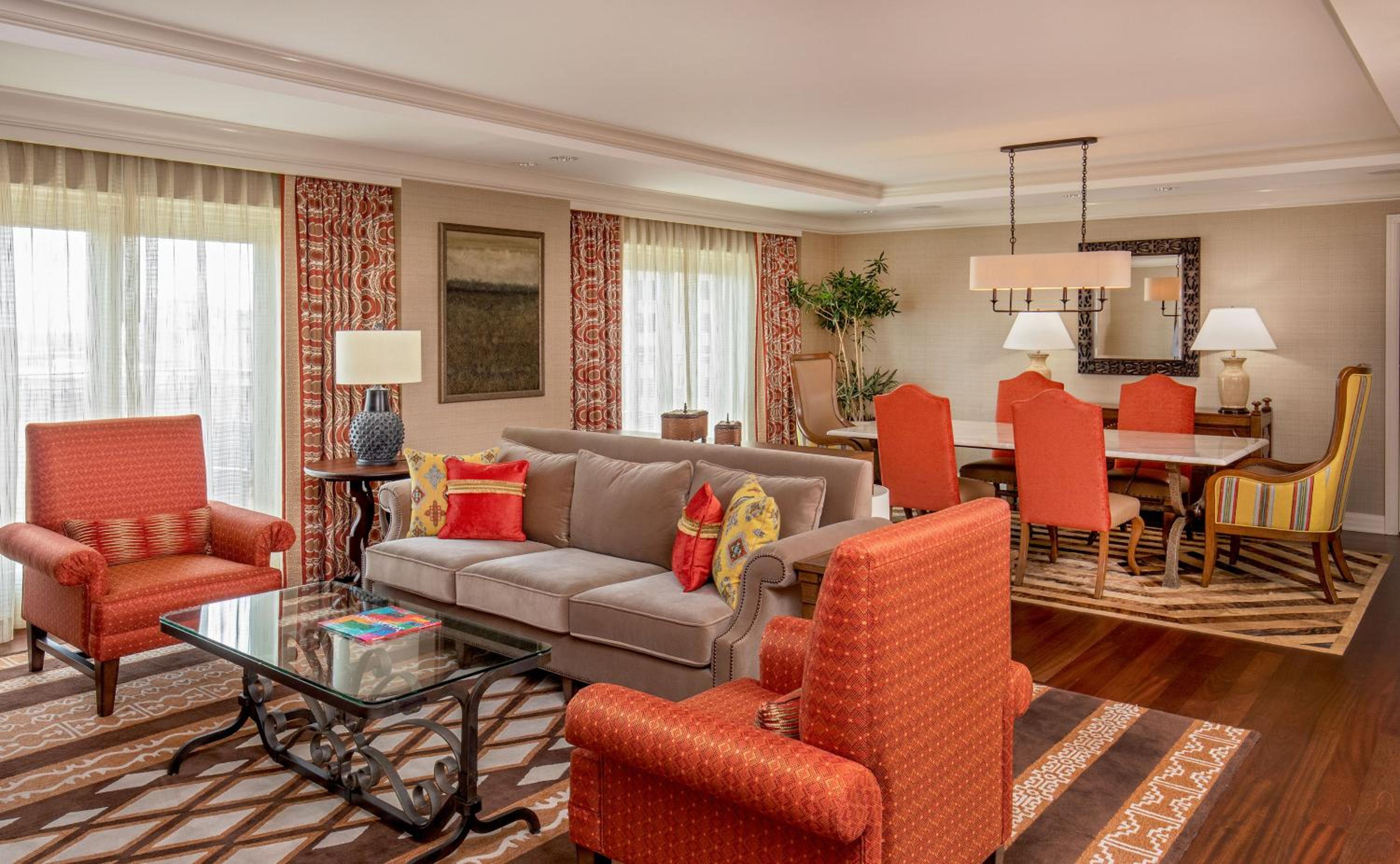 Luxury Suite, 1 Bedroom Suite, 1 King, Sofa bed, Balcony - Photo 1